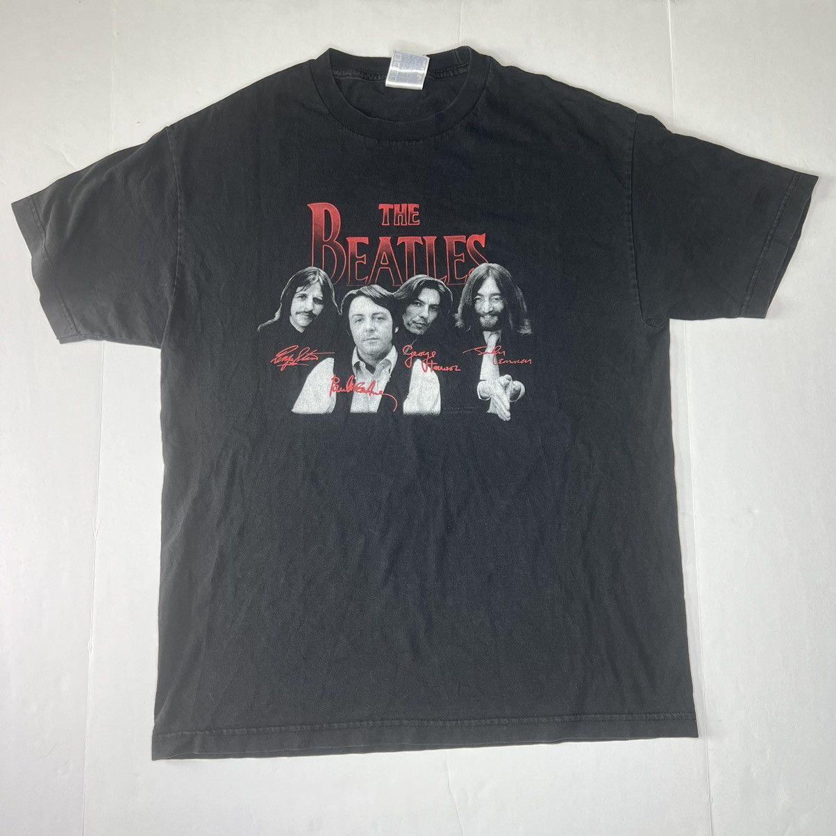 Aaa Vintage Y2k Beatle Graphic Print T Shirt Size Large Hoodie, Sweatshirt | PodTeesHub.com