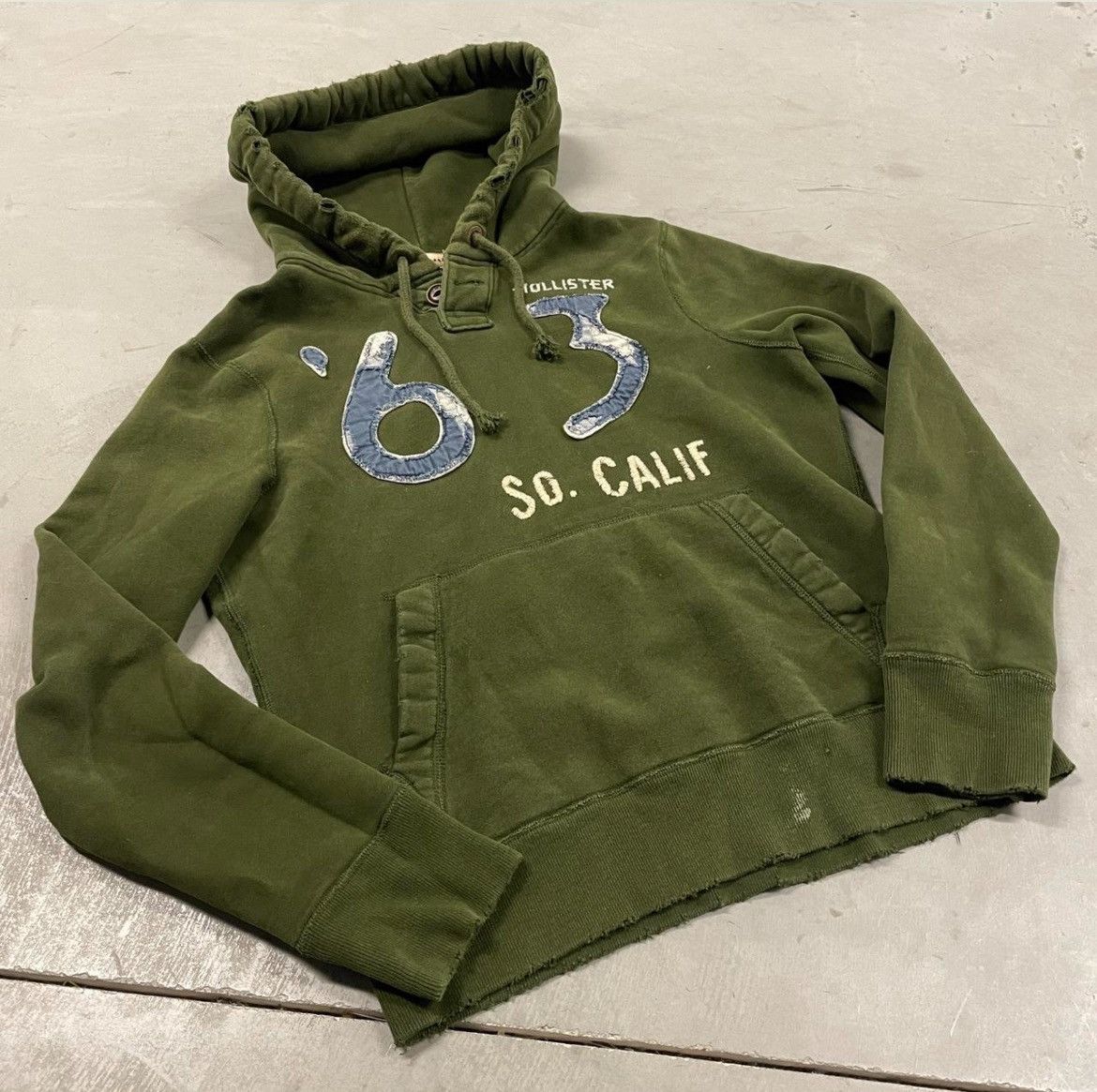 Vintage Y2k Hollister Graphic Hoodie T-Shirts, Sweatshirt | PodTeesHub.com