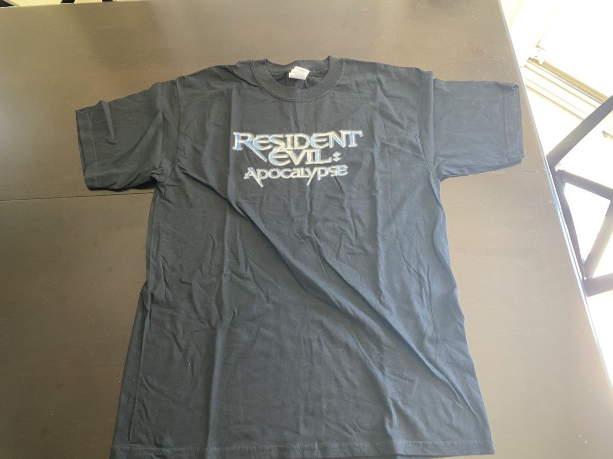Vintage Resident Evil Apocalypse Movie Promo Tee Hoodie, Sweatshirt | PodTeesHub.com