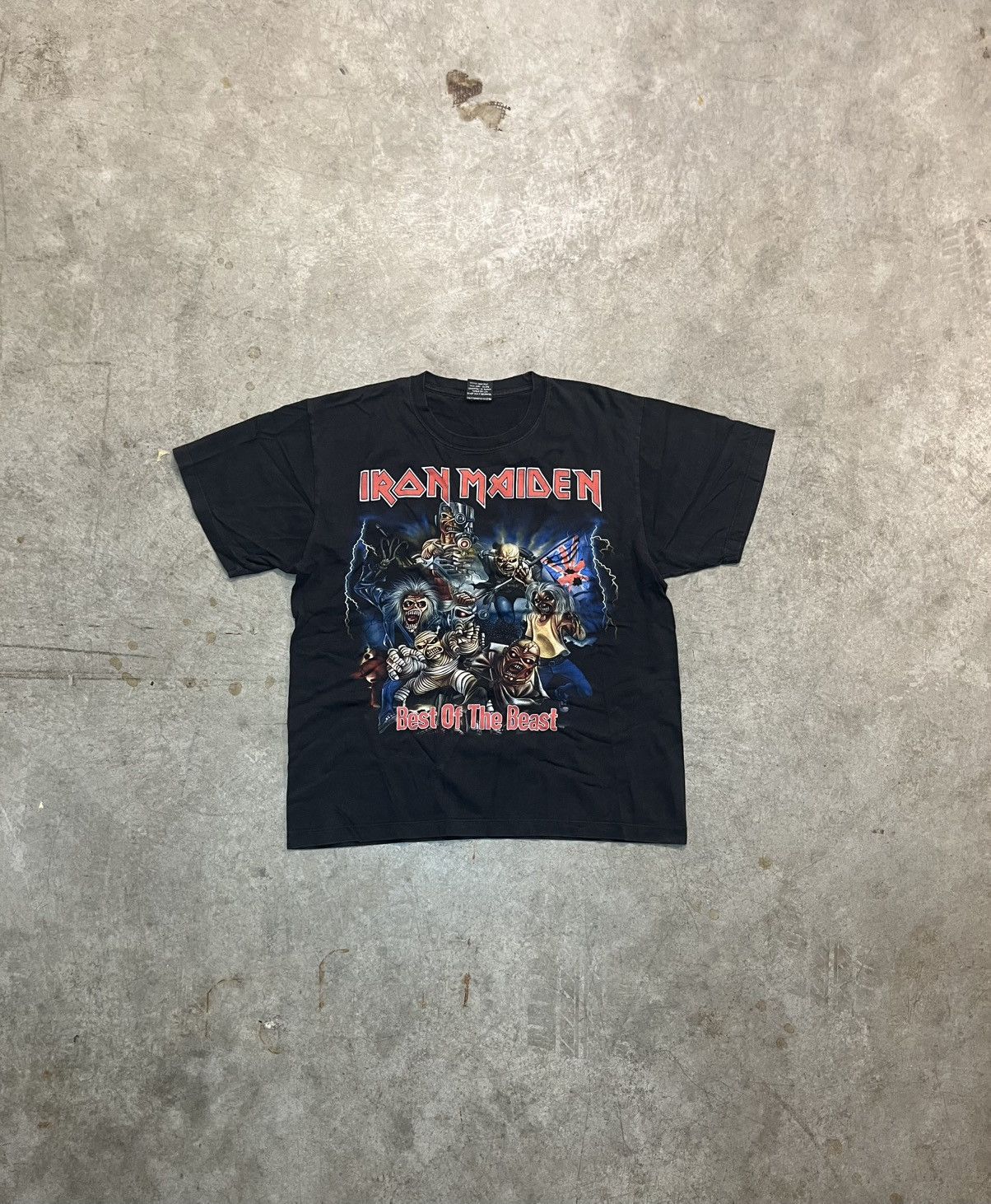 Maiden Iron Maiden 90 S Center Graphic Heavy Metal Rock Band Tee Hoodie, Sweatshirt | PodTeesHub.com