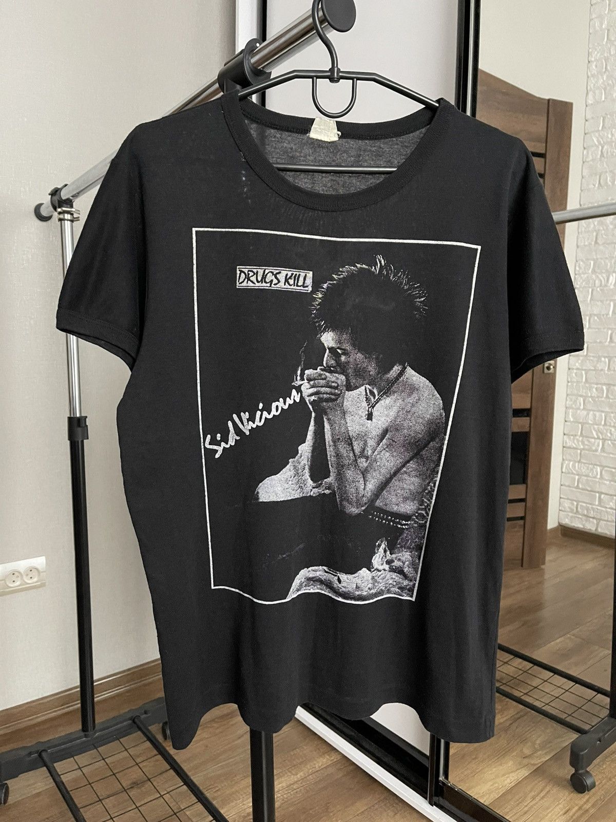 Band Tees Sex Pistols Sid Vicious Drugs Kill Vintage T Shirt Tee 80s Hoodie, Sweatshirt | PodTeesHub.com