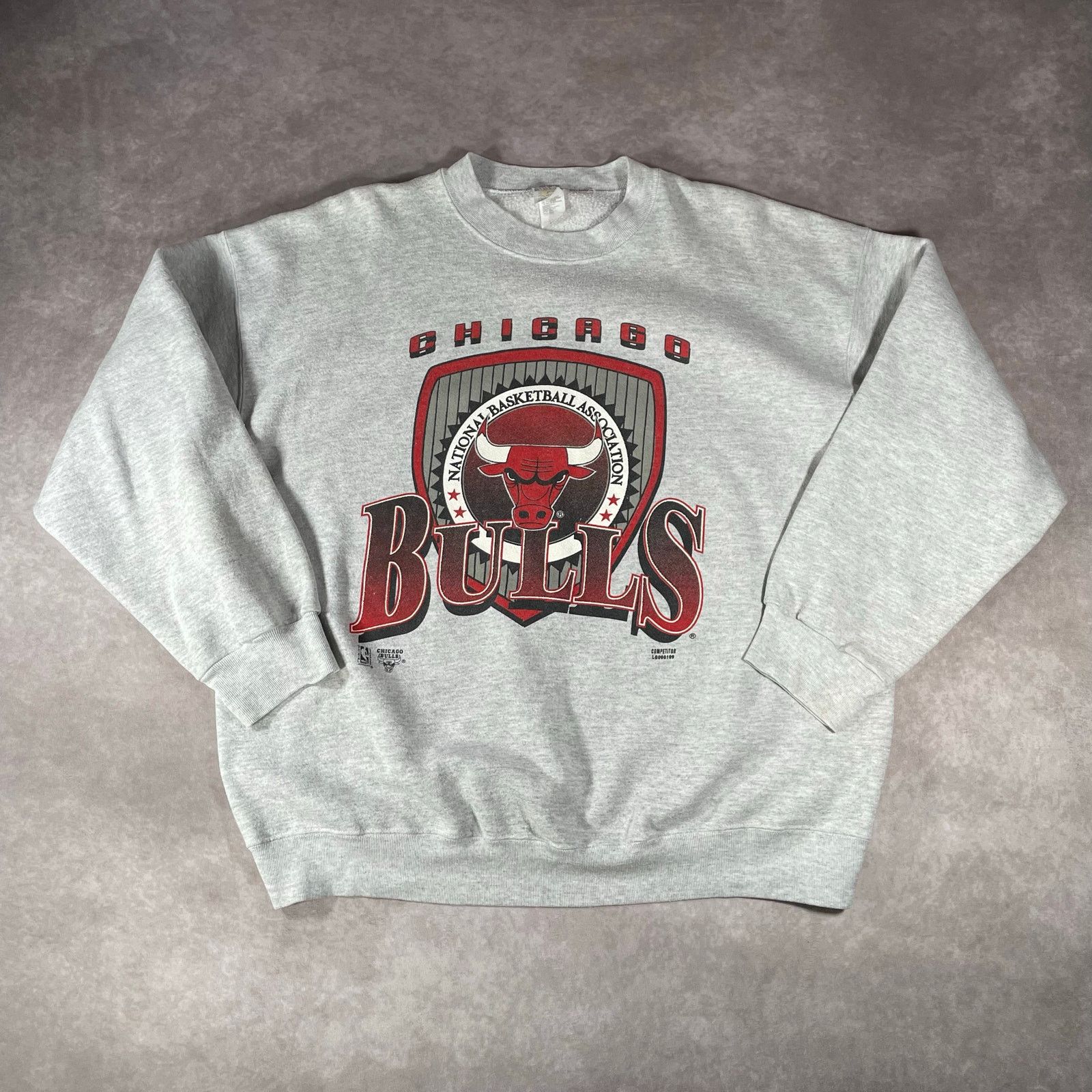 Vintage 90 S Chicago Bulls Basketball Graphic Sweatshirt T-Shirts, Hoodie | PodTeesHub.com