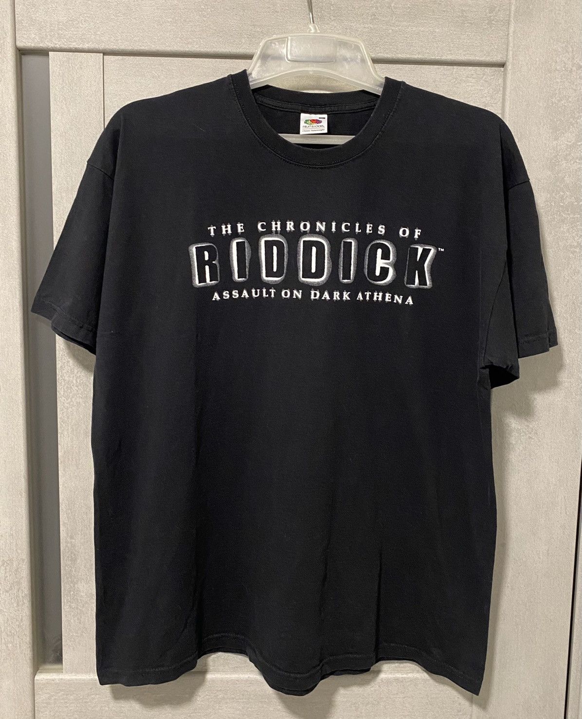 Vintage 2009 The Chronicles Of Riddick T Shirt Hoodie, Sweatshirt | PodTeesHub.com