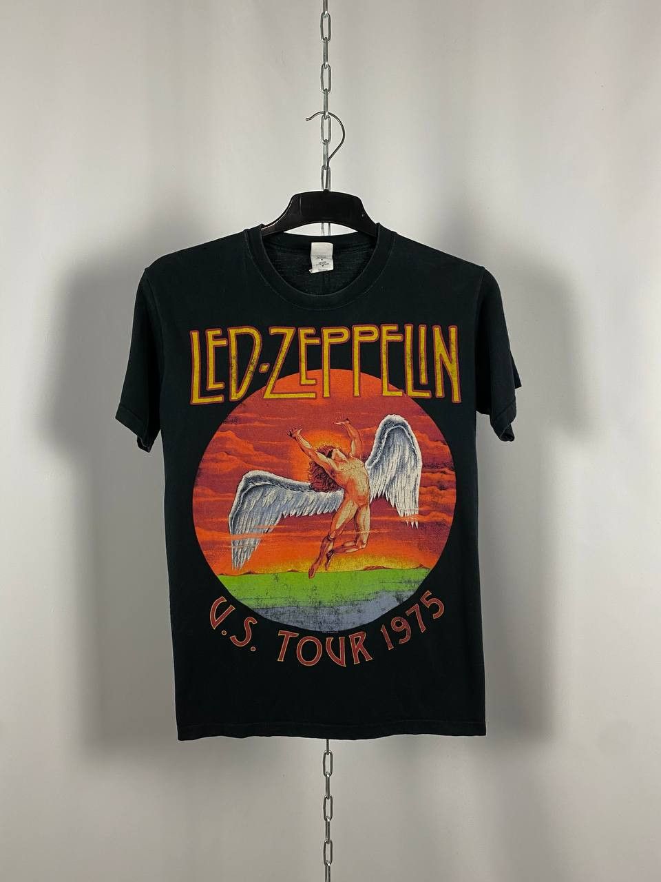 Zeppelin Led Zeppelin Vintage Reprint 1975 Big Logo Size M T-Shirts, Hoodie, Sweatshirt | PodTeesHub.com