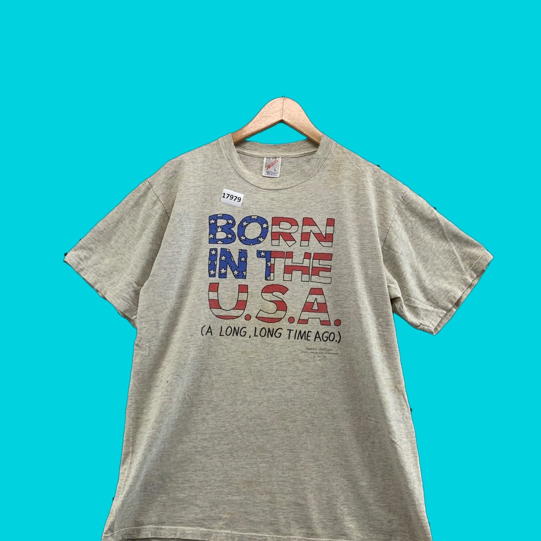 Jerzees Vintage Born Usa Shirt Gray L Short Sleeve Usa Flag Funny 20x27 T-Shirts, Hoodie, Sweatshirt