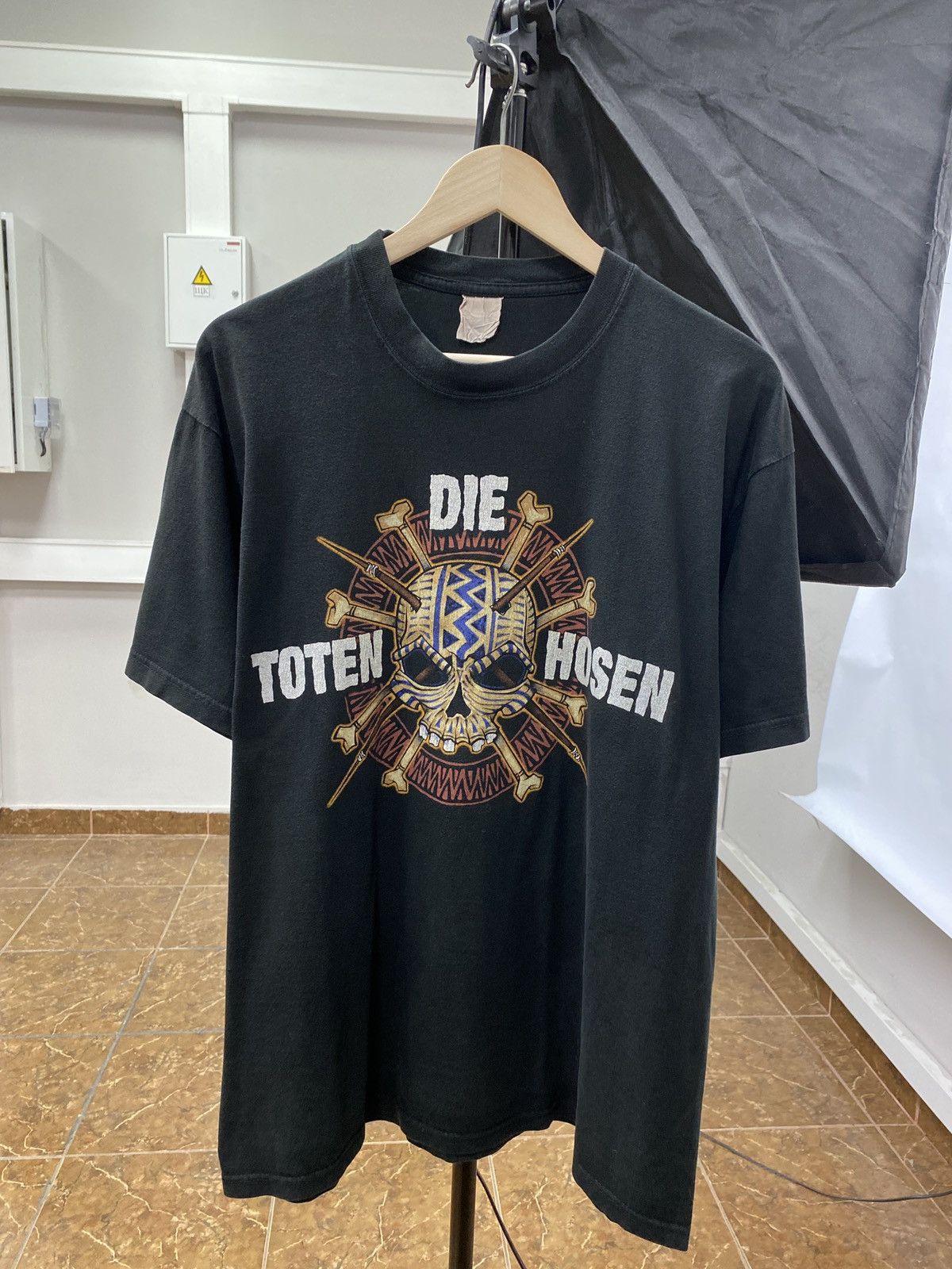 Vintage 2002 Die Toten Hosen Punk Rock T Shirt Germany Y2k Hoodie, Sweatshirt | PodTeesHub.com