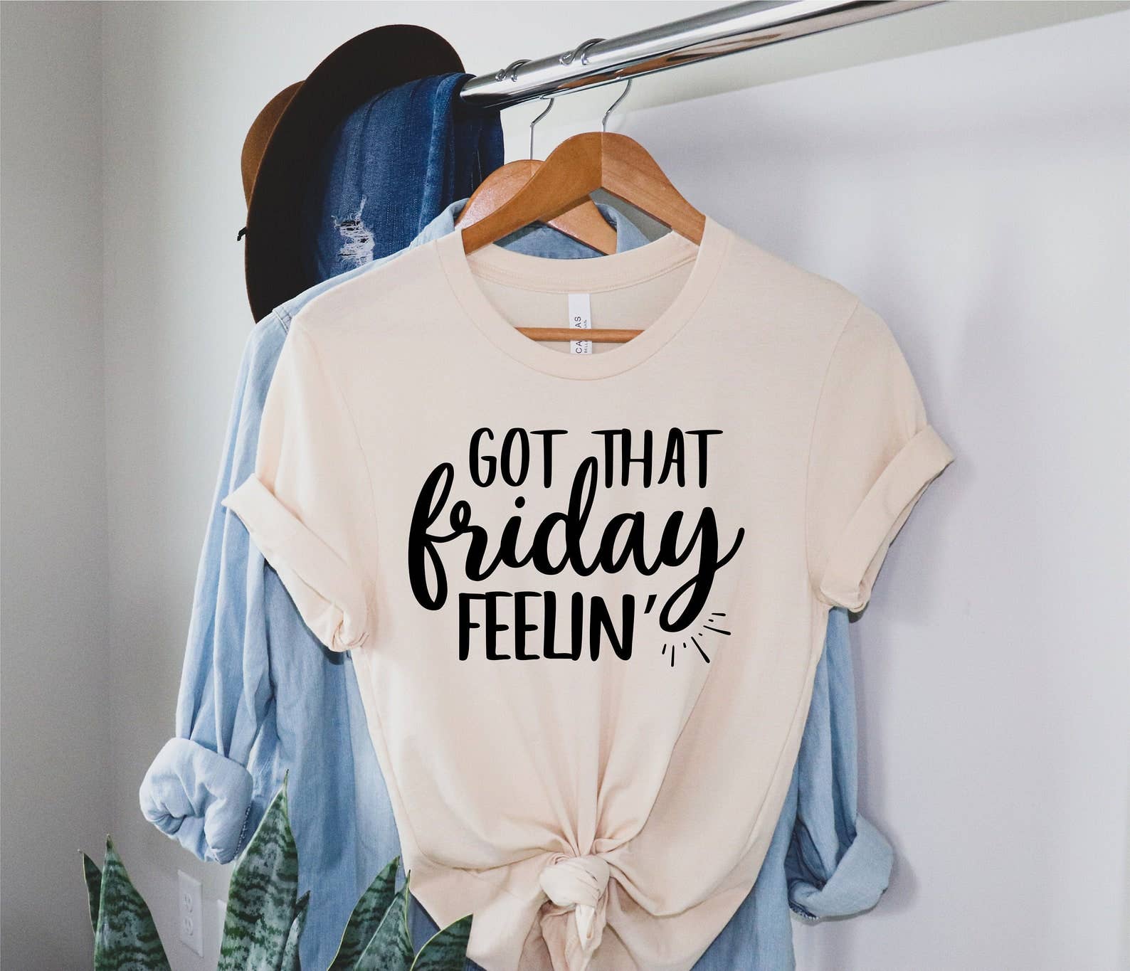 Got That Friday Feeling T-Shirt Hoodie, Sweatshirt | PodTeesHub.com