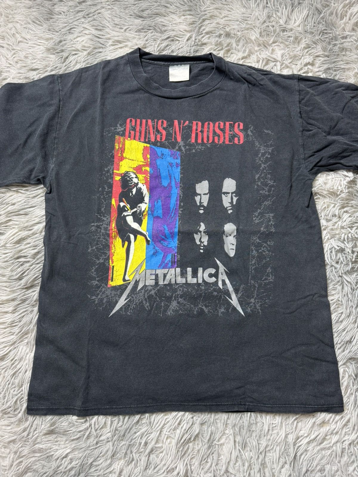 Vintage Gun N Roses Metallica 1992 T-Shirts, Hoodie, Sweatshirt | PodTeesHub.com