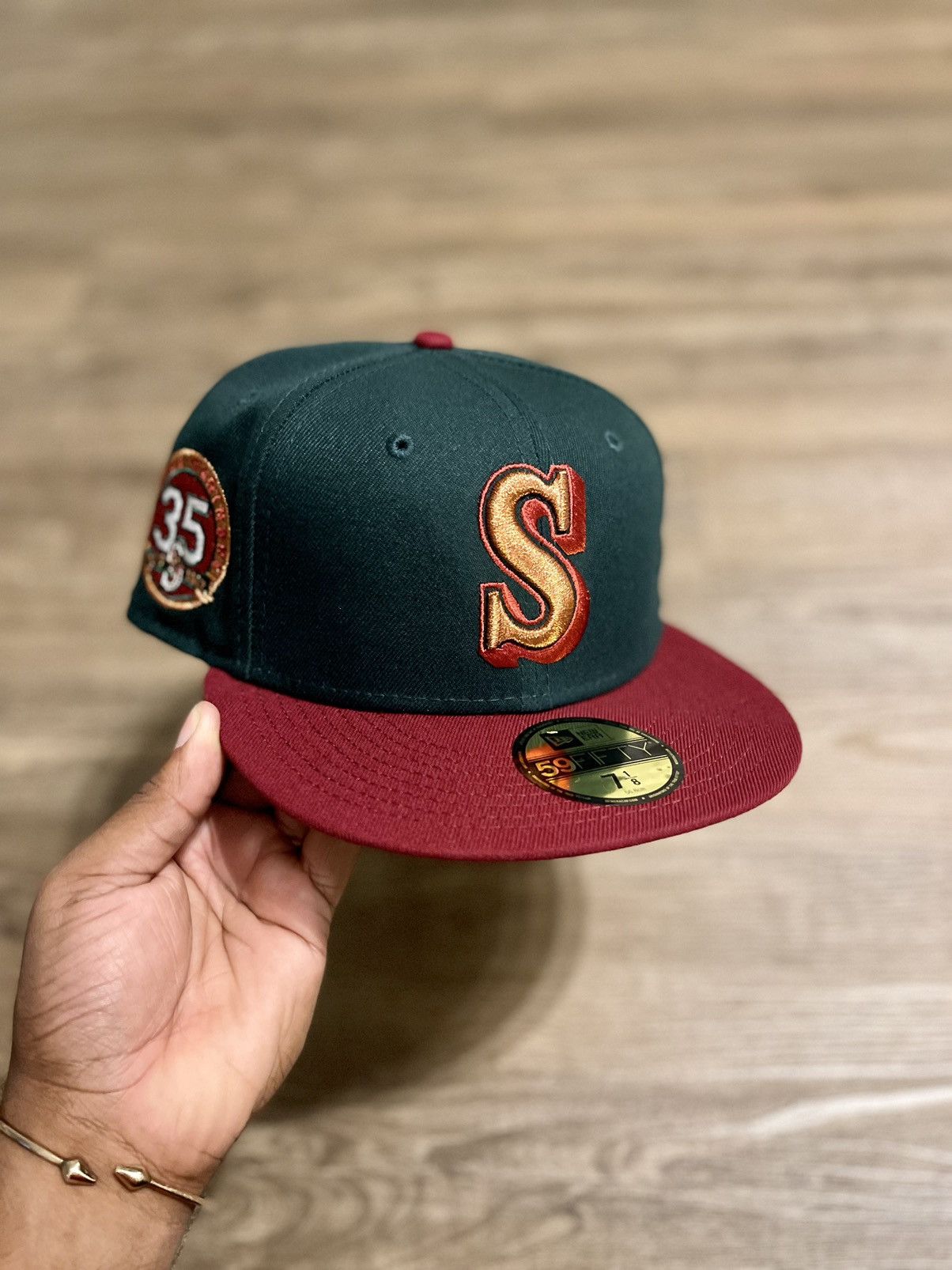 Mlb X New Era New Era Seattle Mariners Sonics Crossover 2 Two Tone 7 1 8 T-Shirts, Hoodie, Sweatshirt | PodTeesHub.com