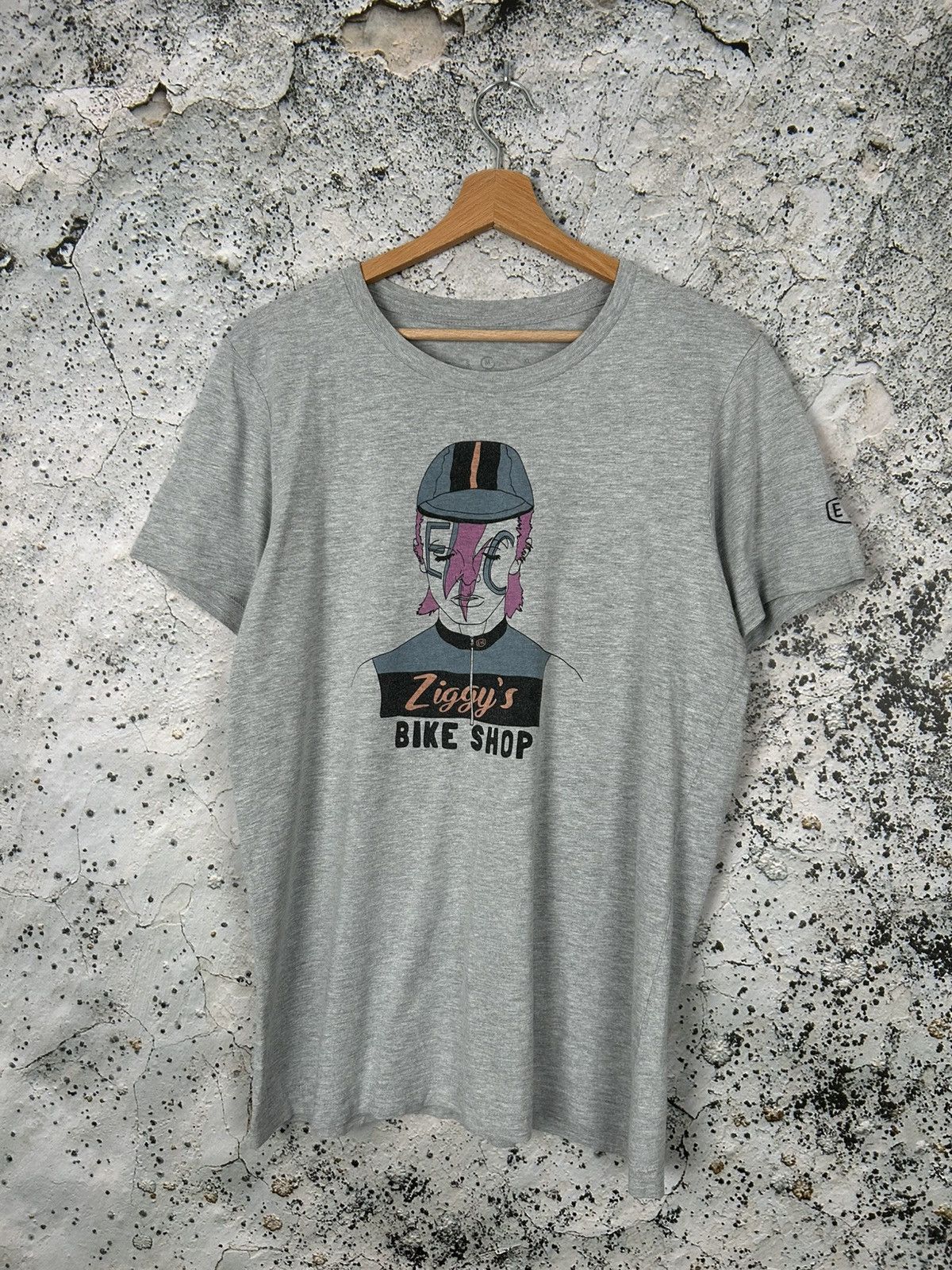 Vintage Ziggy Bike Shop David Bowie Graphic Tee Streetwear Vintage Hoodie, Sweatshirt | PodTeesHub.com