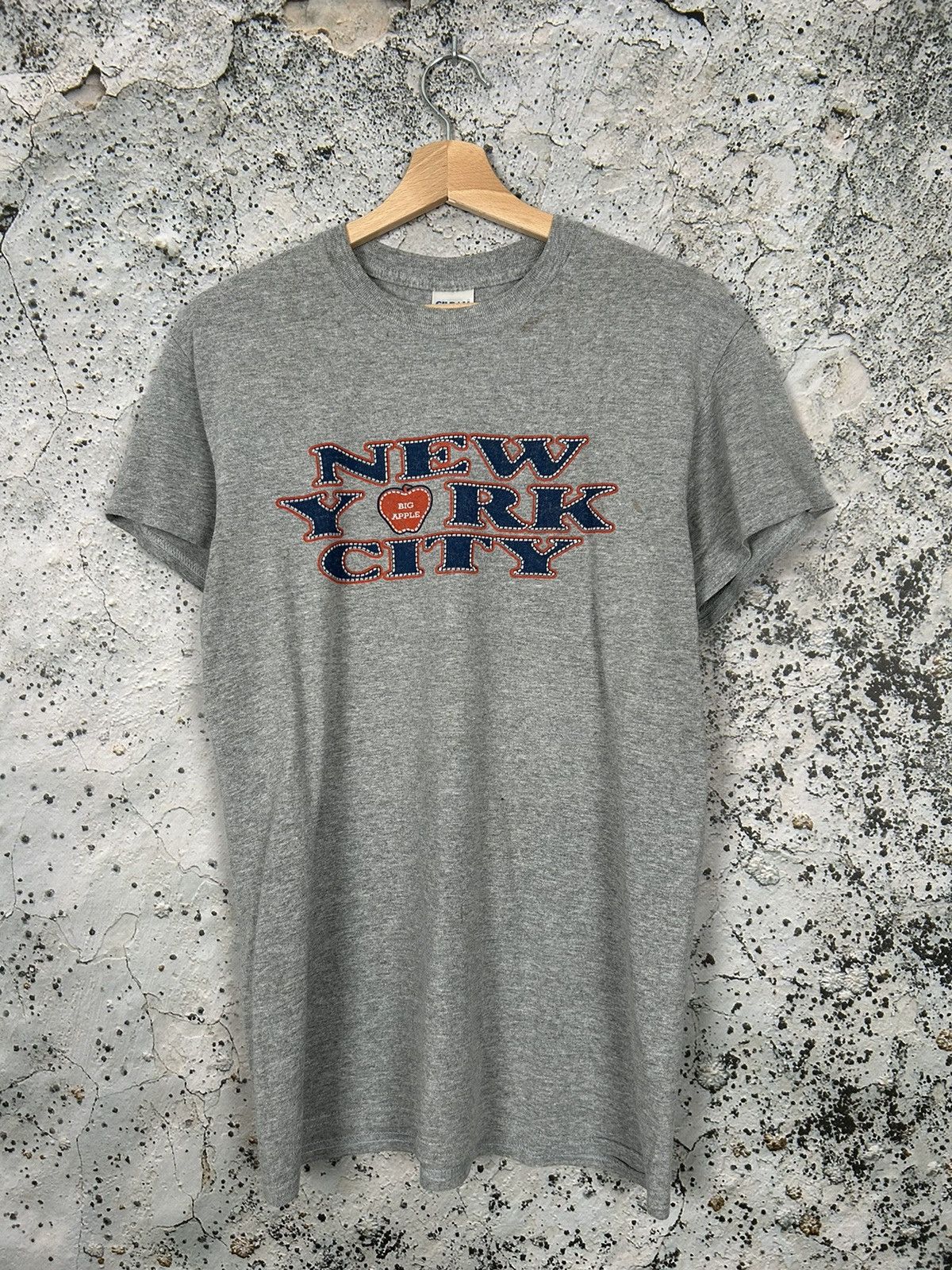 Vintage New York Graphic Tee 90s Streetwear Skate Hoodie, Sweatshirt | PodTeesHub.com