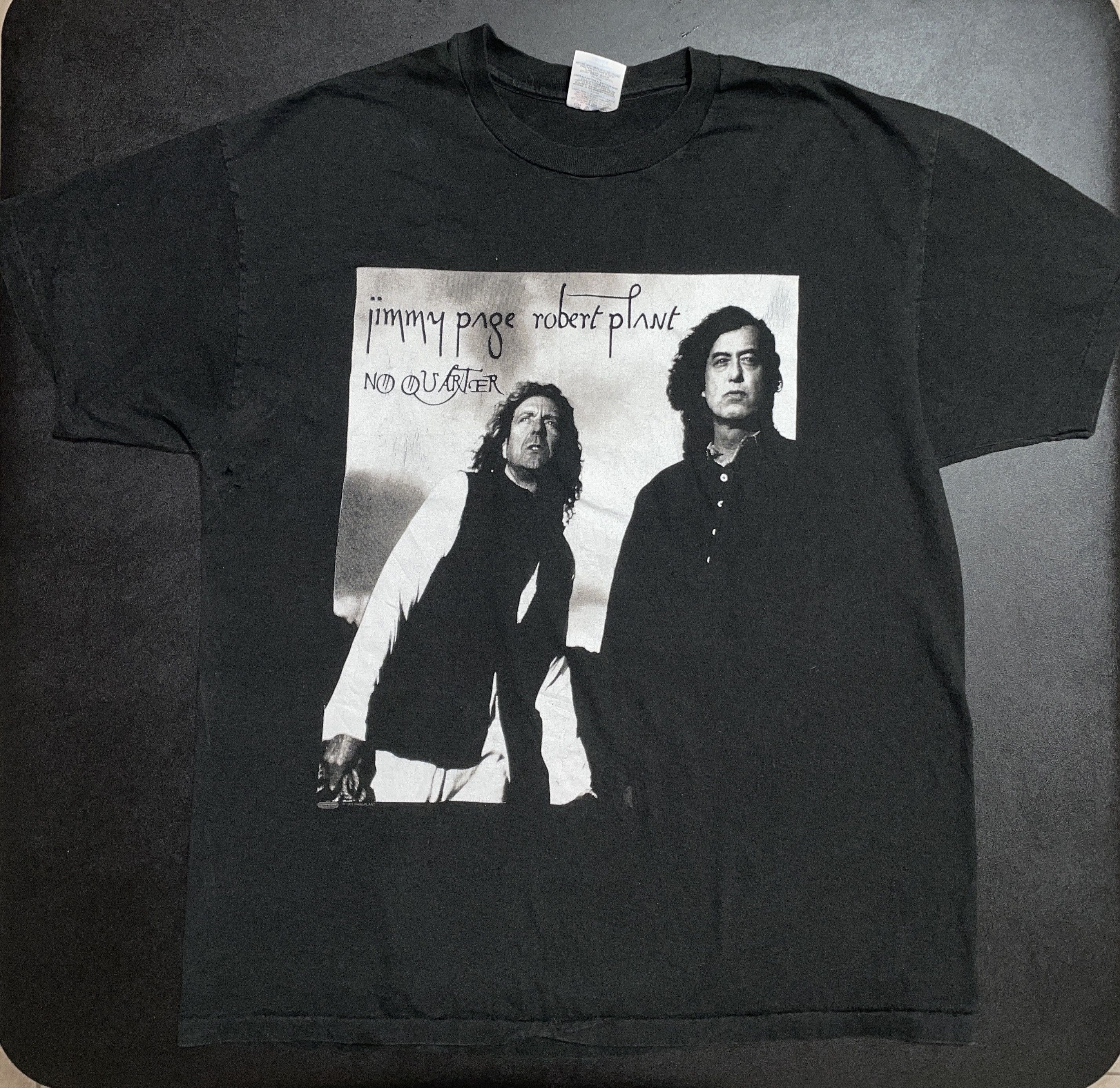 Zeppelin Vintage Led Zeppelin Jimmy Page Robert Plant Tour 1995 Xl T-Shirts, Hoodie, Sweatshirt | PodTeesHub.com
