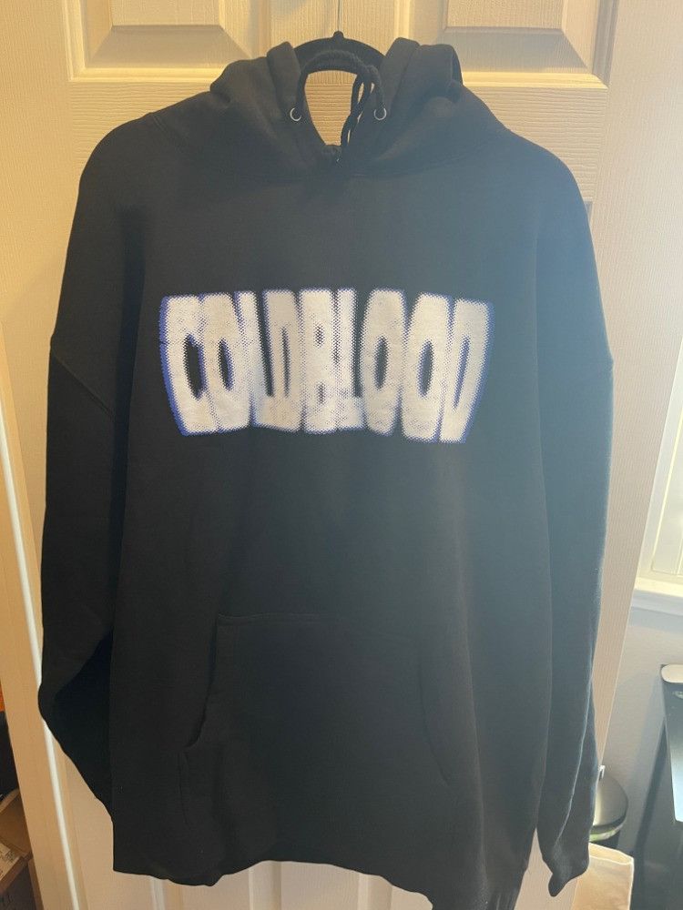 October S Very Own Drake Assassination Vacation Tour Black Hoodie Size Xxl T-Shirts, Sweatshirt | PodTeesHub.com