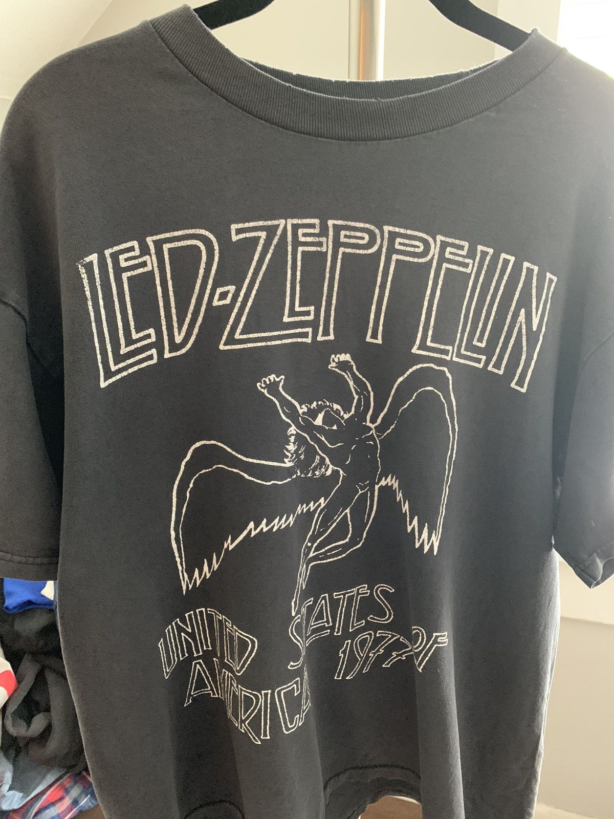 Led Zeppelin X Vintage Vintage Led Zepplin Usa 1977 T-Shirts, Hoodie, Sweatshirt