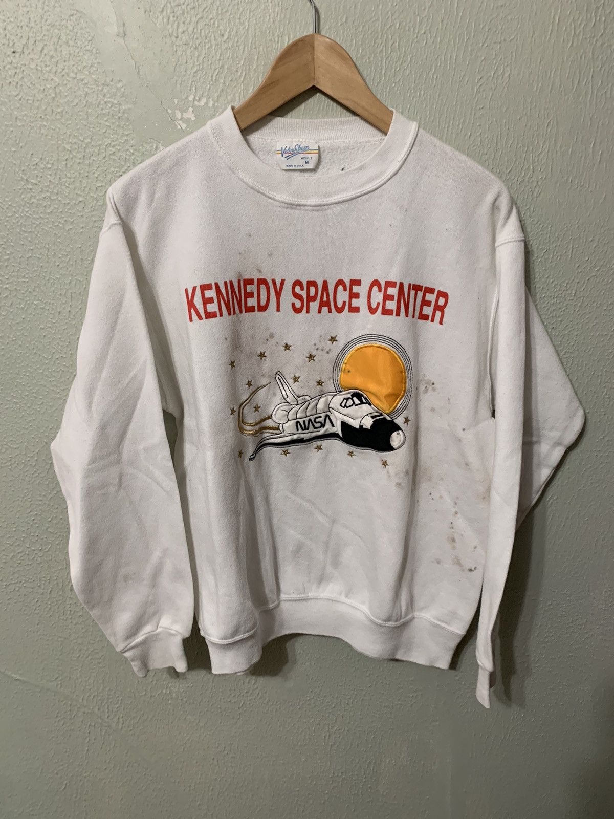 Vintage Crewneck 1980s Nasa Kennedy Space Center Crewneck T-Shirts, Hoodie, Sweatshirt | PodTeesHub.com