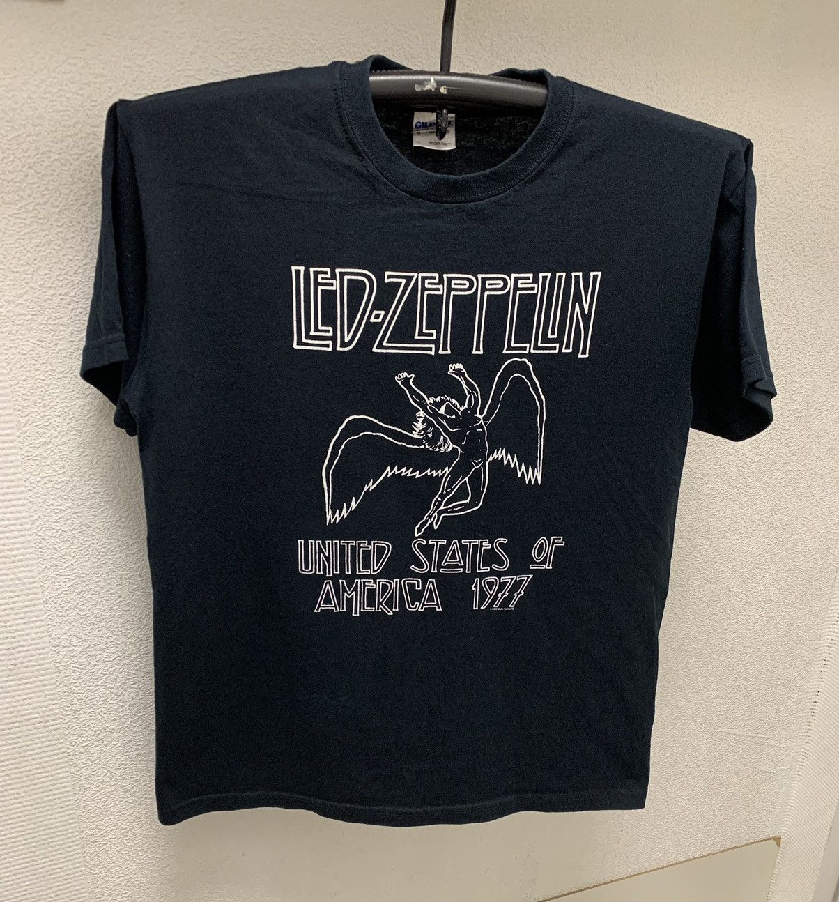 Zeppelin Led Zeppelin Vintage Band Tee T Shirt M 2000th Rock Rare Hoodie, Sweatshirt | PodTeesHub.com