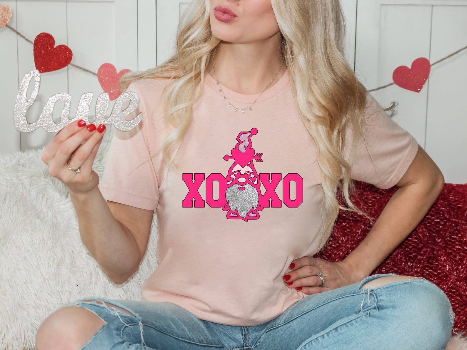 Xoxo Valentine Gnome T-Shirt Hoodie, Sweatshirt | PodTeesHub.com