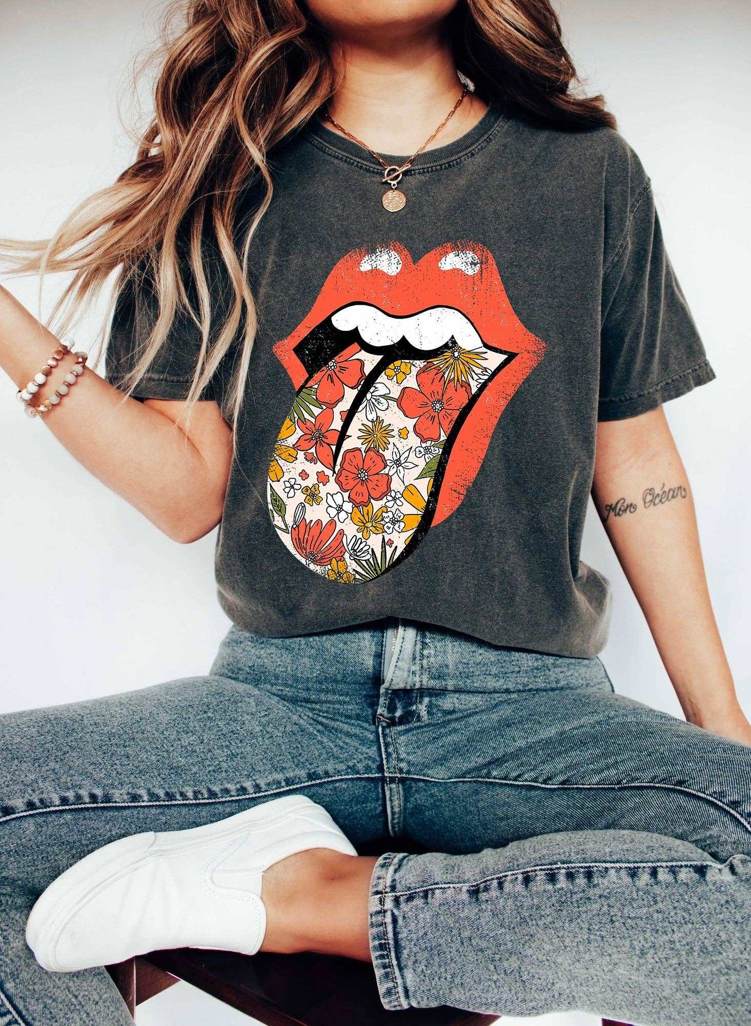 Retro Lips Rock & Roll T-Shirt Hoodie, Sweatshirt | PodTeesHub.com