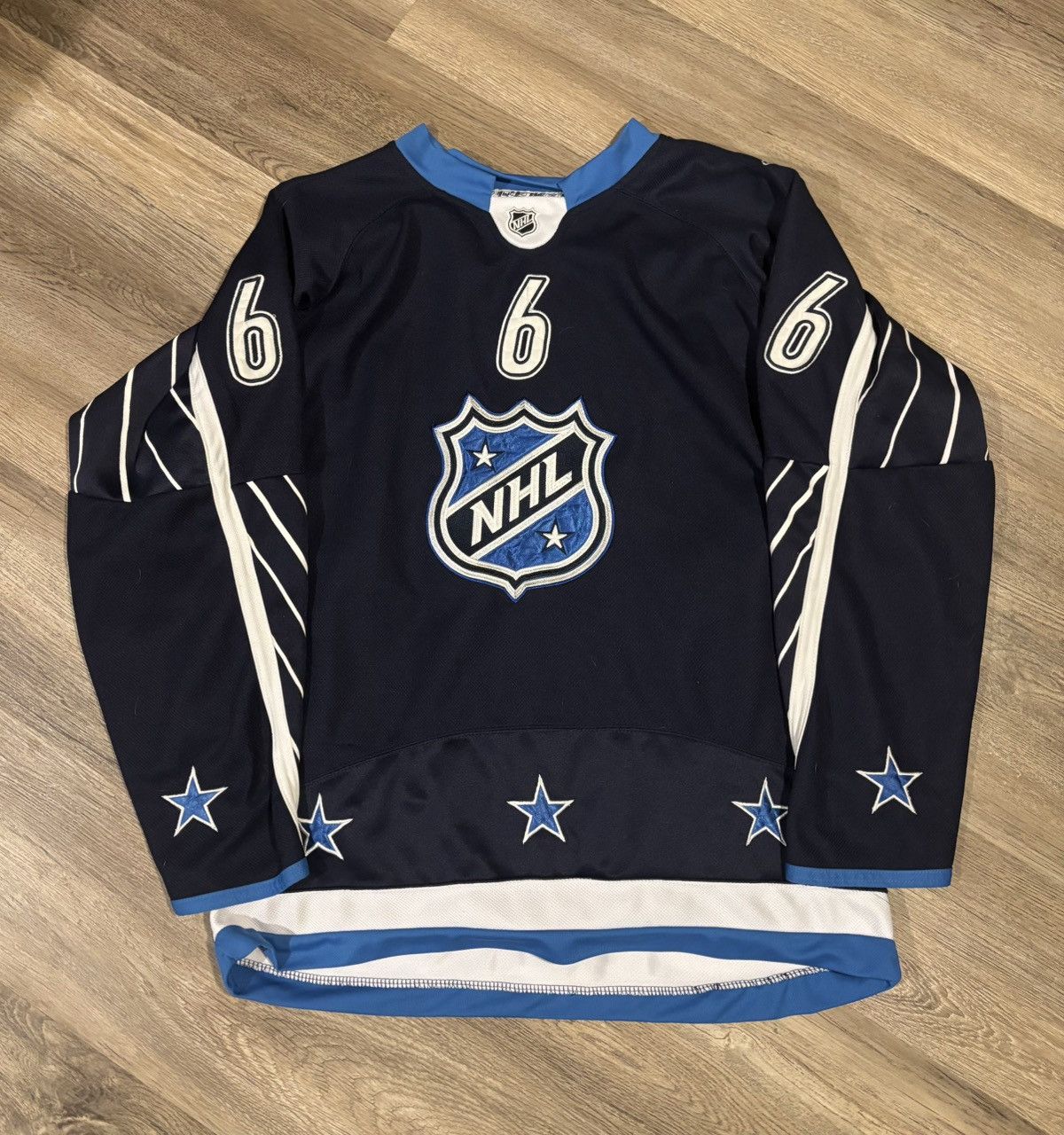 Ccm 2011 All Star Game Shea Weber Jersey Large T-Shirts, Hoodie, Sweatshirt | PodTeesHub.com