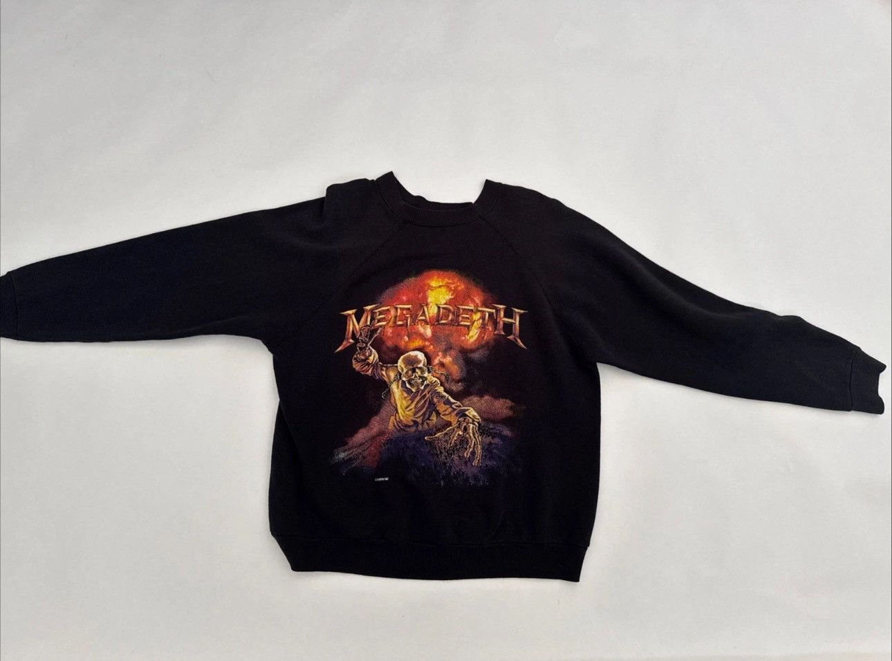 Megadeth Vintage Sweatshirt 1987 T-Shirts, Hoodie | PodTeesHub.com