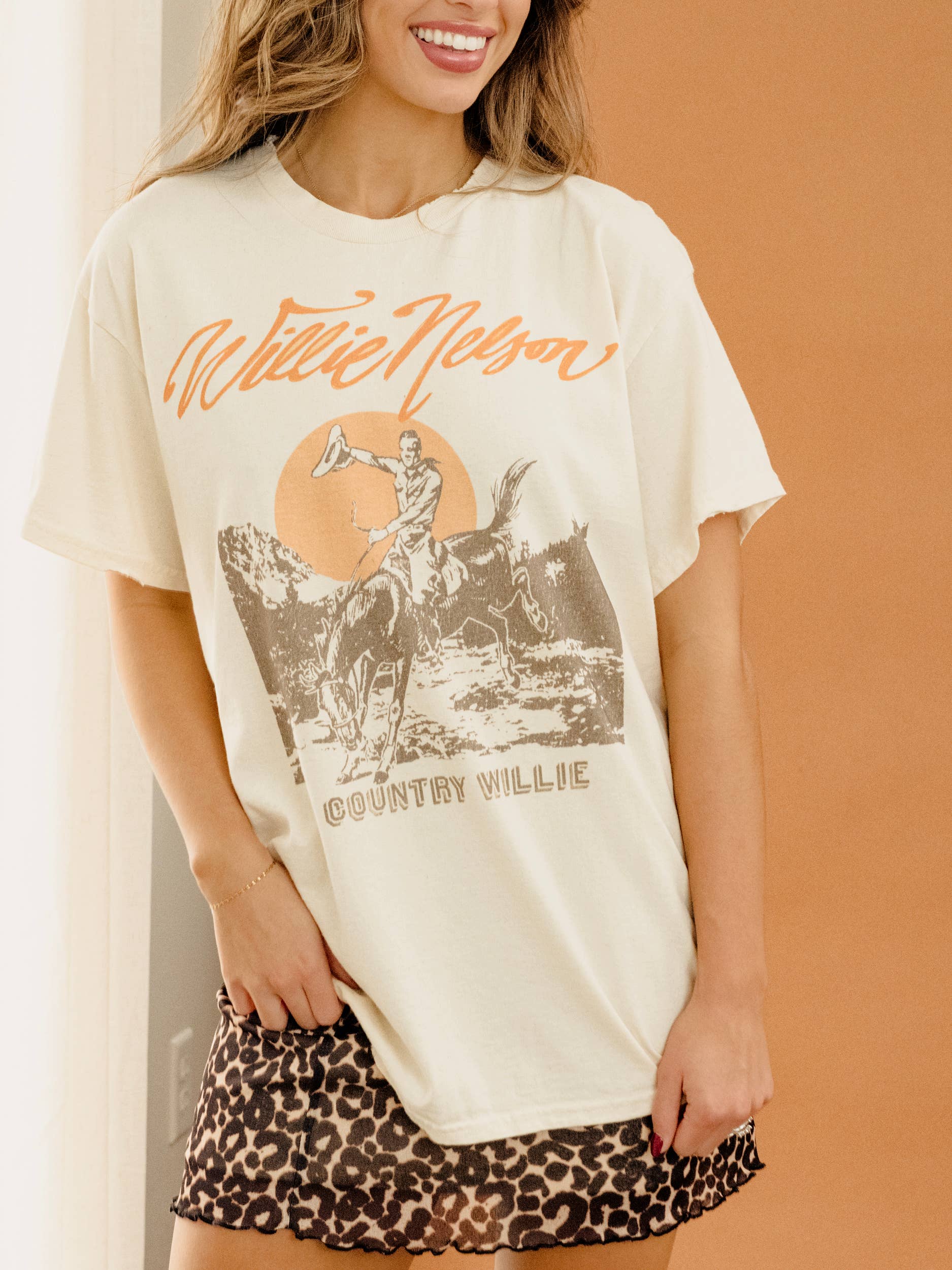 Willie Nelson Country Willie Off White Thrifted Graphic Tee Hoodie, Sweatshirt | PodTeesHub.com