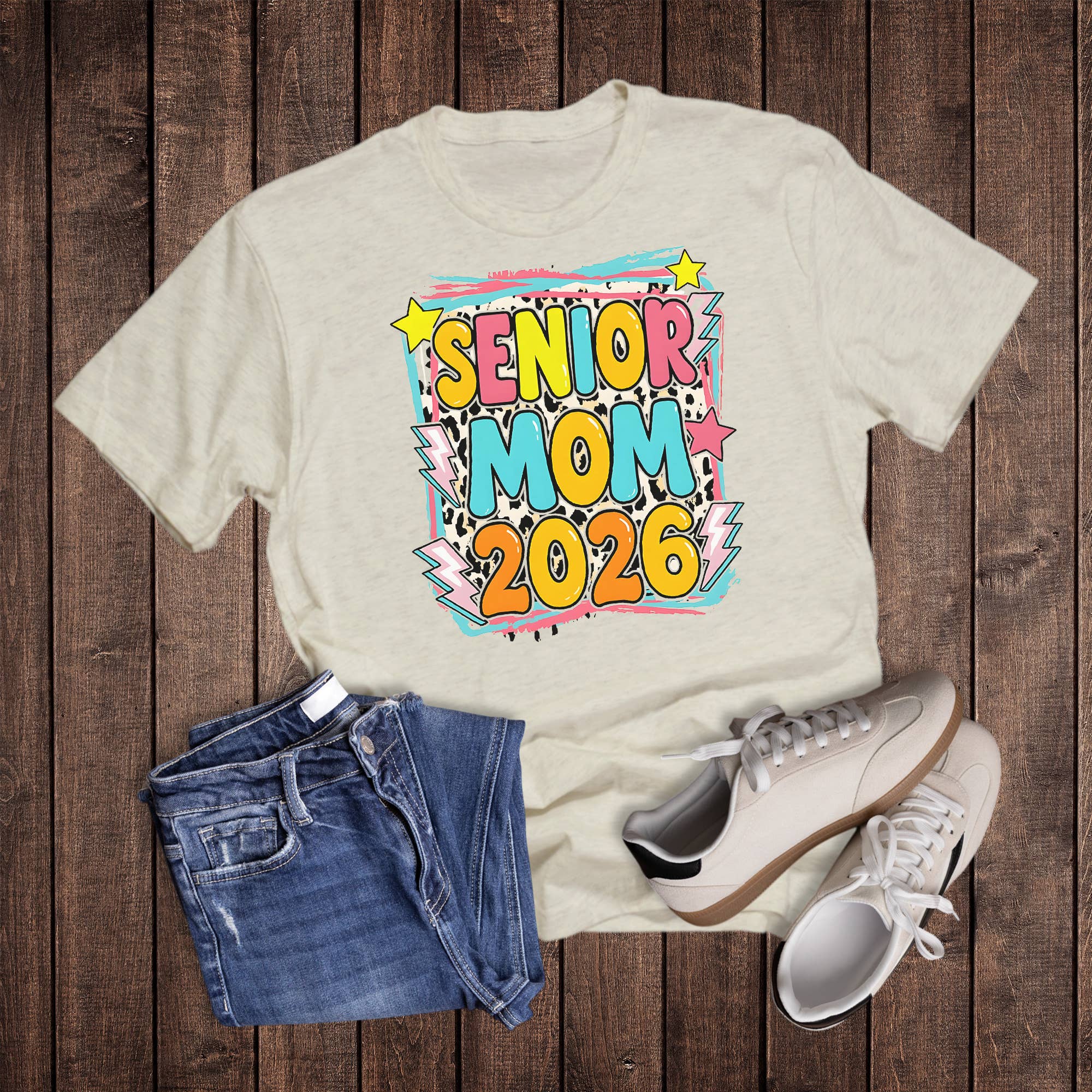 Cheetah Bright Senior Mom 2026 Graphic Tee Hoodie, Sweatshirt | PodTeesHub.com