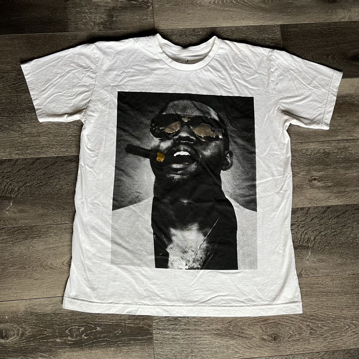 Rap Tees X Vintage Vintage 2000s Kanye West Sunglasses Foil Graphic Logo Tee Hoodie, Sweatshirt | PodTeesHub.com