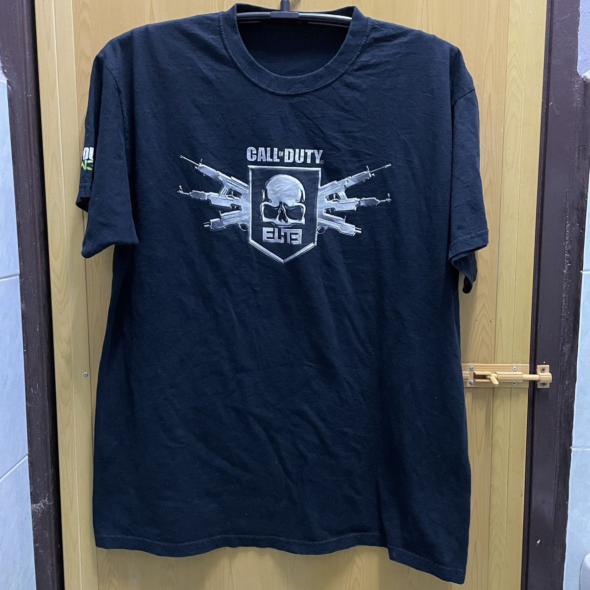 Playstation Vintage Call Of Duty Modern Warfare 3 Game Tshirt Hoodie, Sweatshirt | PodTeesHub.com