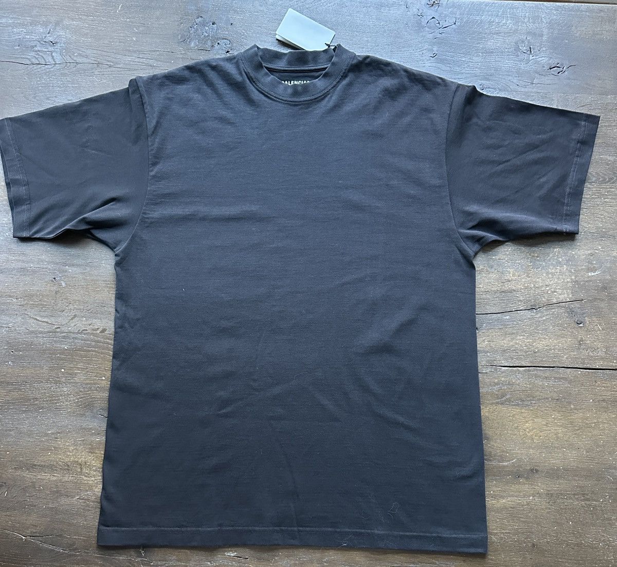 Balenciaga Garde Robe No Logo Medium Fit Tubular T Shirt Size M Hoodie, Sweatshirt | PodTeesHub.com