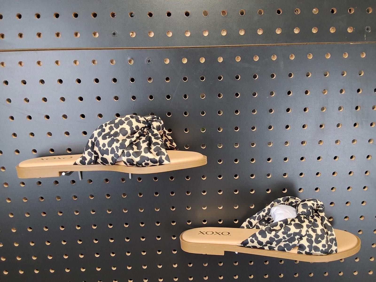 Xoxo Chic Cheetah Knot Sandals Step Up Your Style T-Shirts, Hoodie, Sweatshirt | PodTeesHub.com