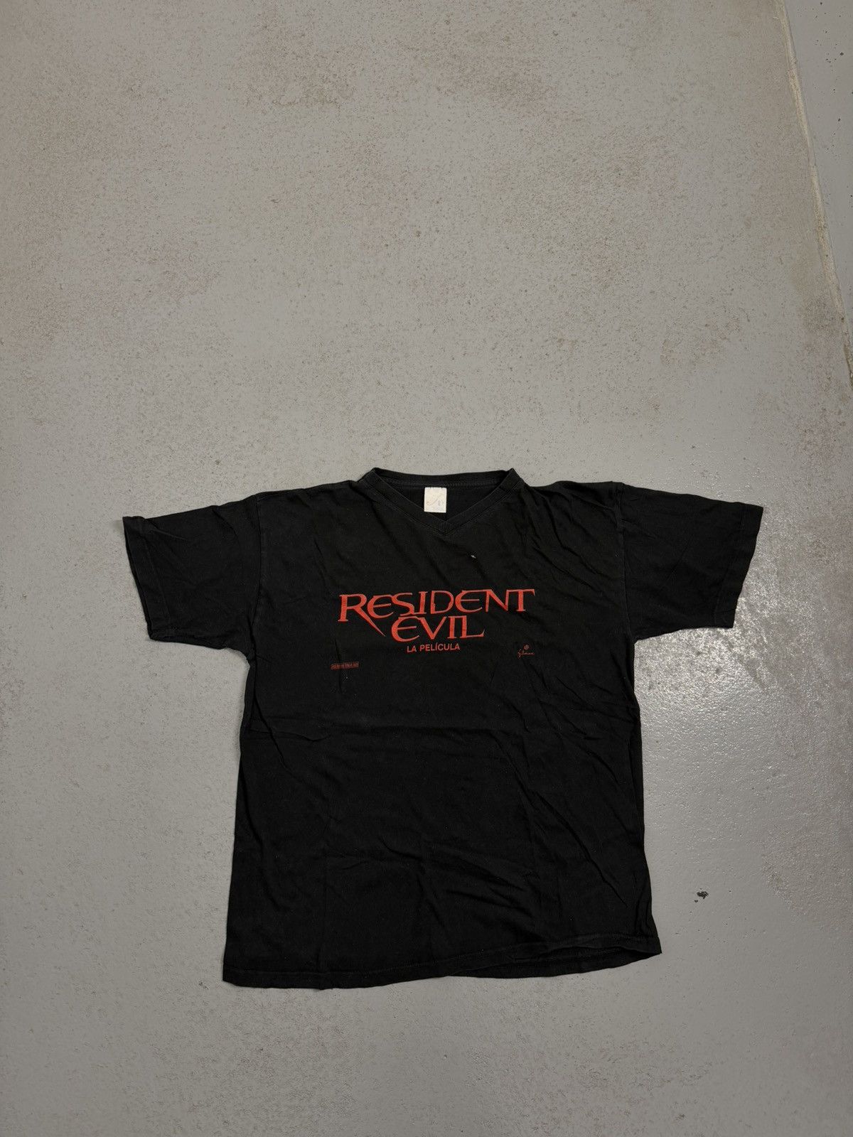 Vintage Resident Evil 2002 Spain Promo T Shirt Hoodie, Sweatshirt | PodTeesHub.com