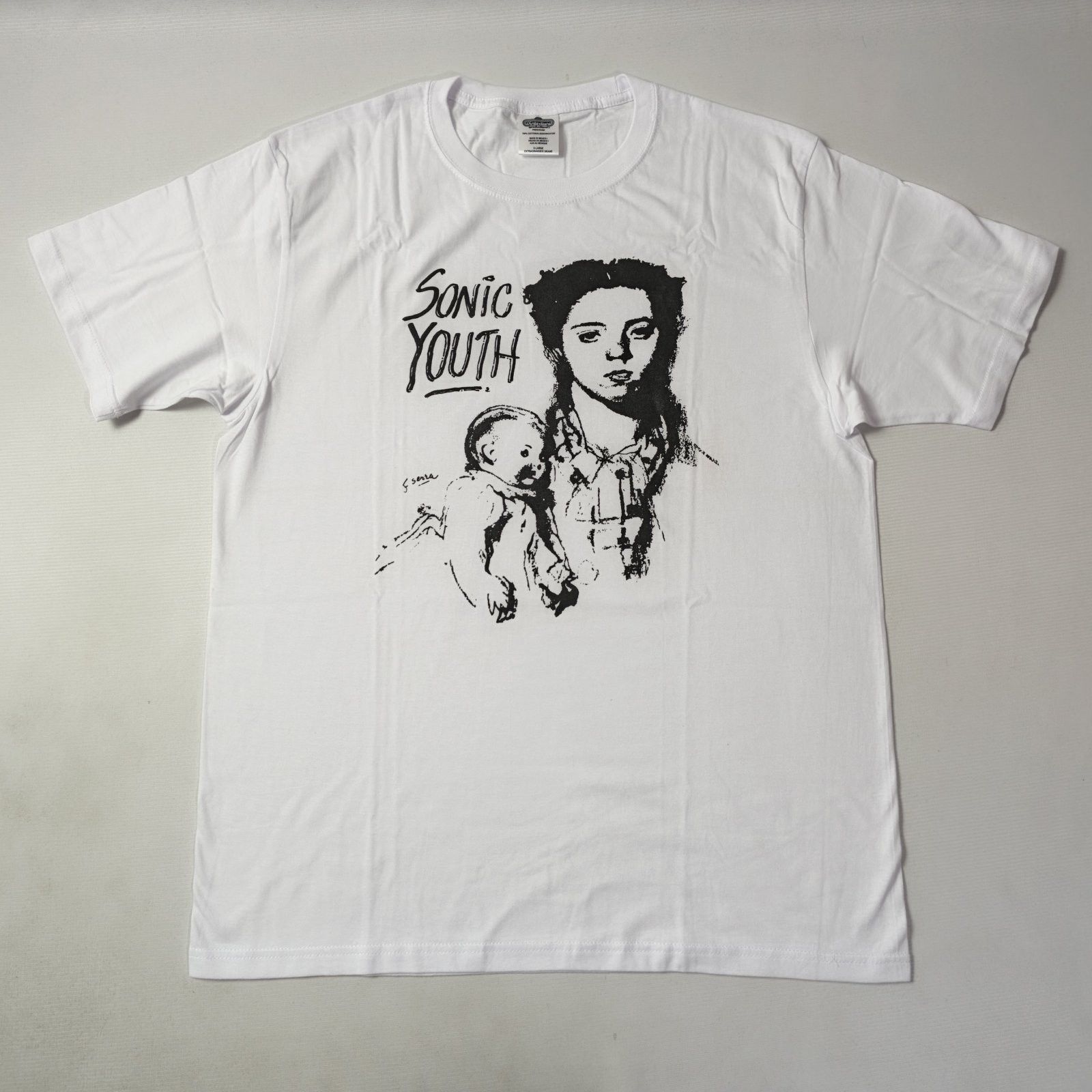Band Tees Sonic Youth Kim Gordon Winterland White Tshirt Size Xl Hoodie, Sweatshirt | PodTeesHub.com