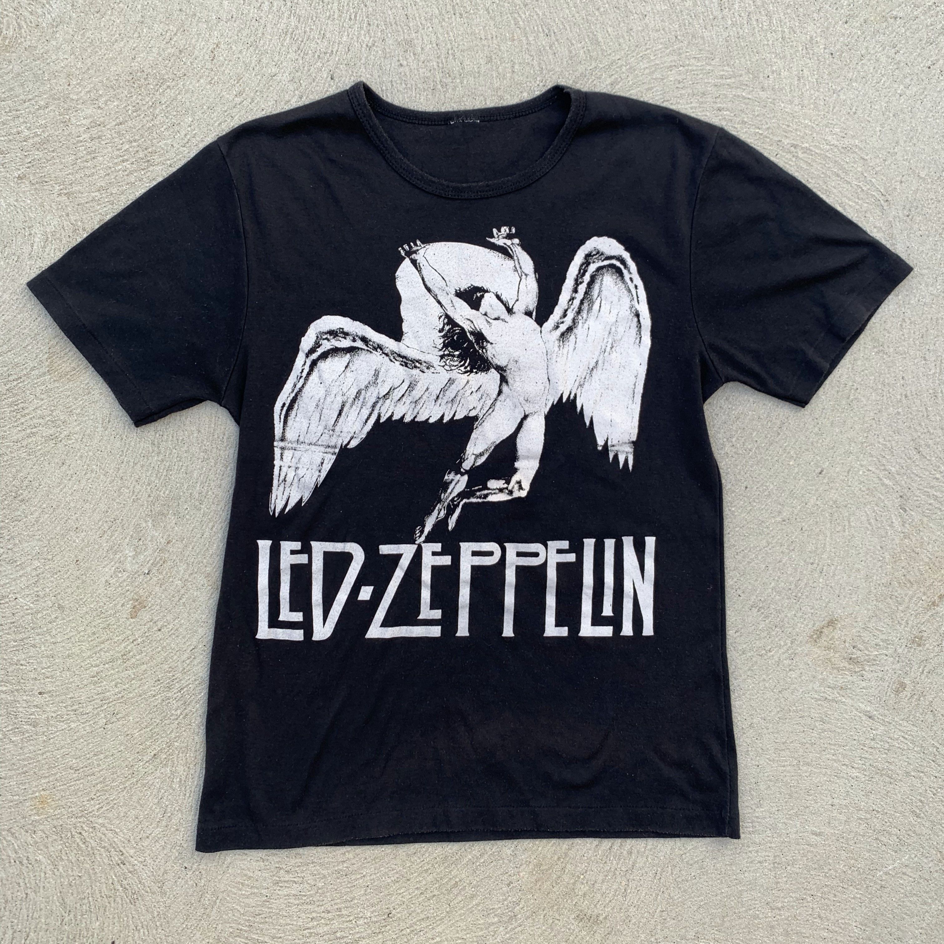 Vintage Led Zeppelin 70s 80s T Shirt Size Large Tour Tee Hoodie, Sweatshirt | PodTeesHub.com