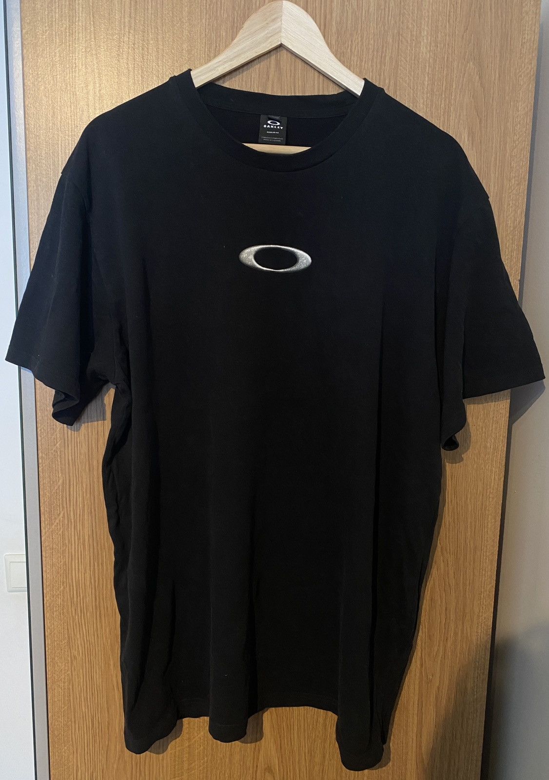 Oakley Mtl Tee Hoodie, Sweatshirt | PodTeesHub.com