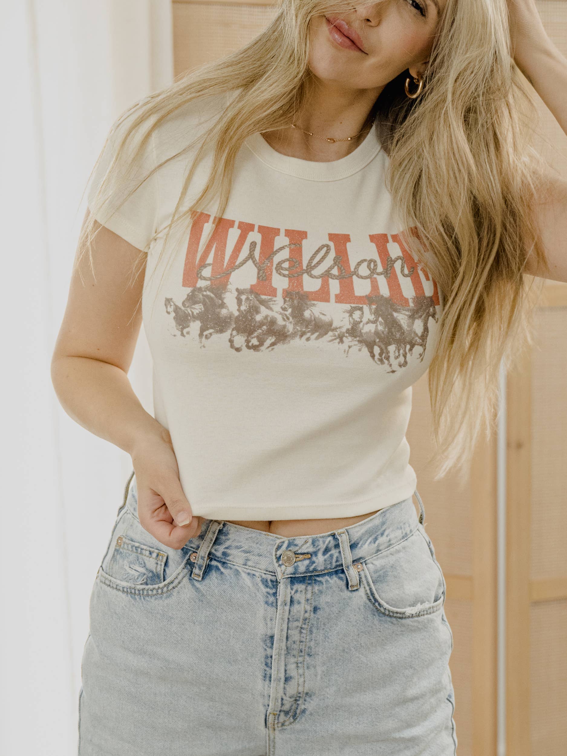 Willie Nelson Horses Off White Micro Cropped Tee Hoodie, Sweatshirt | PodTeesHub.com
