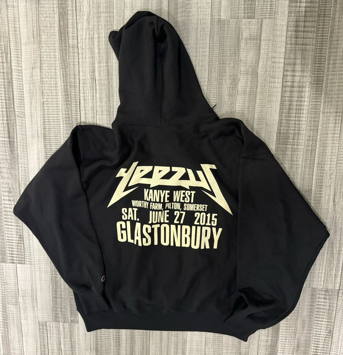 West Kanye West Yeezus Glastonbury 2015 T-Shirts, Hoodie, Sweatshirt