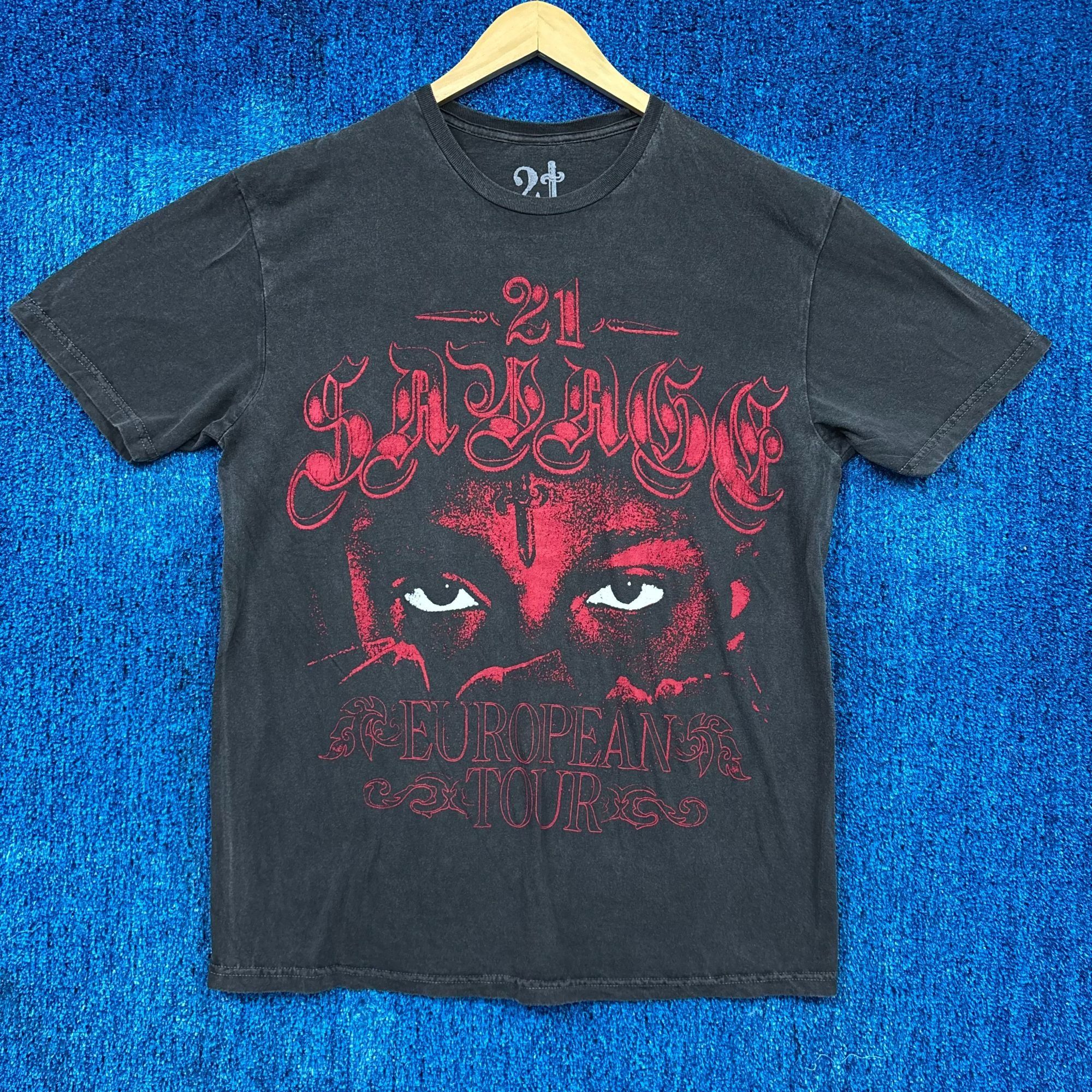Savage 21 Savage American Dream European Tour Trap Hip Hop Tee M Hoodie, Sweatshirt | PodTeesHub.com