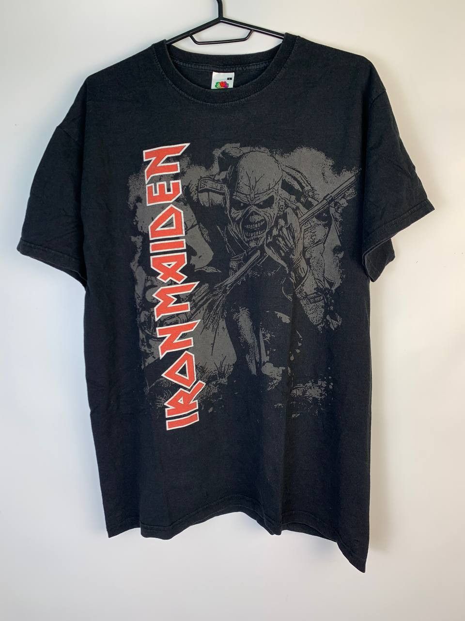Maiden Iron Maiden Vintage Rock Band Tee Size L Hoodie, Sweatshirt | PodTeesHub.com