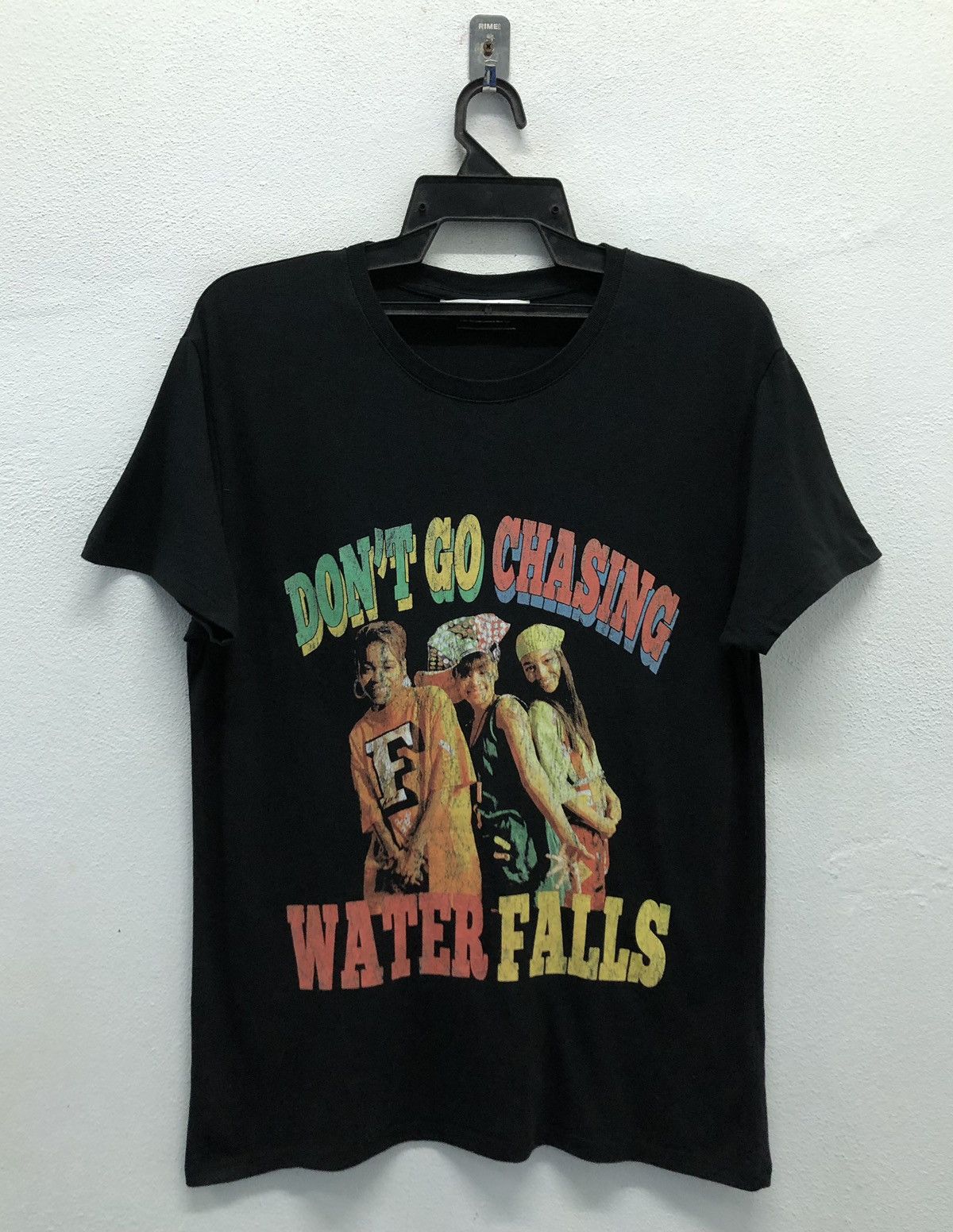 Rap Tees Tlc Don T Go Chasing Water Falls T Shirt Hoodie, Sweatshirt | PodTeesHub.com