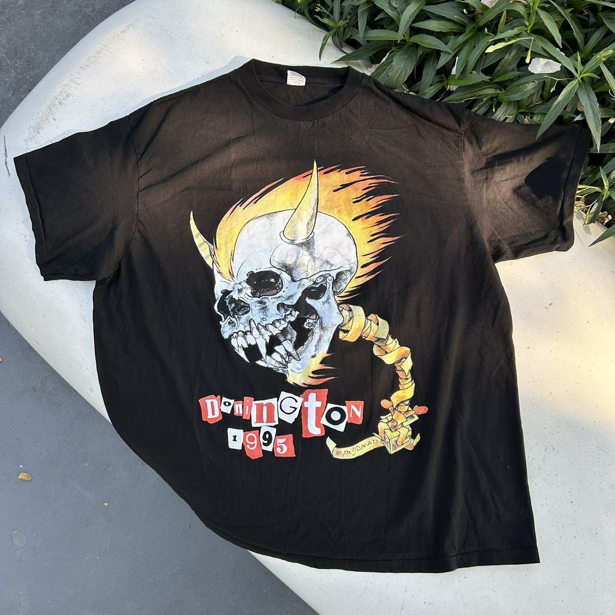 Vintage Metallica Pishead Tour Donington 1995 T-Shirts, Hoodie, Sweatshirt | PodTeesHub.com