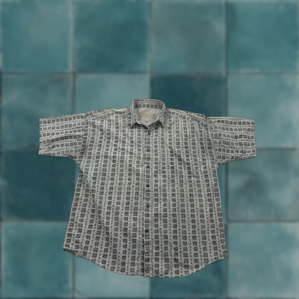Etro Maxx Fm Shirt Mens Large Geometric Print Stone Wash Casual Retro Hoodie, Sweatshirt | PodTeesHub.com
