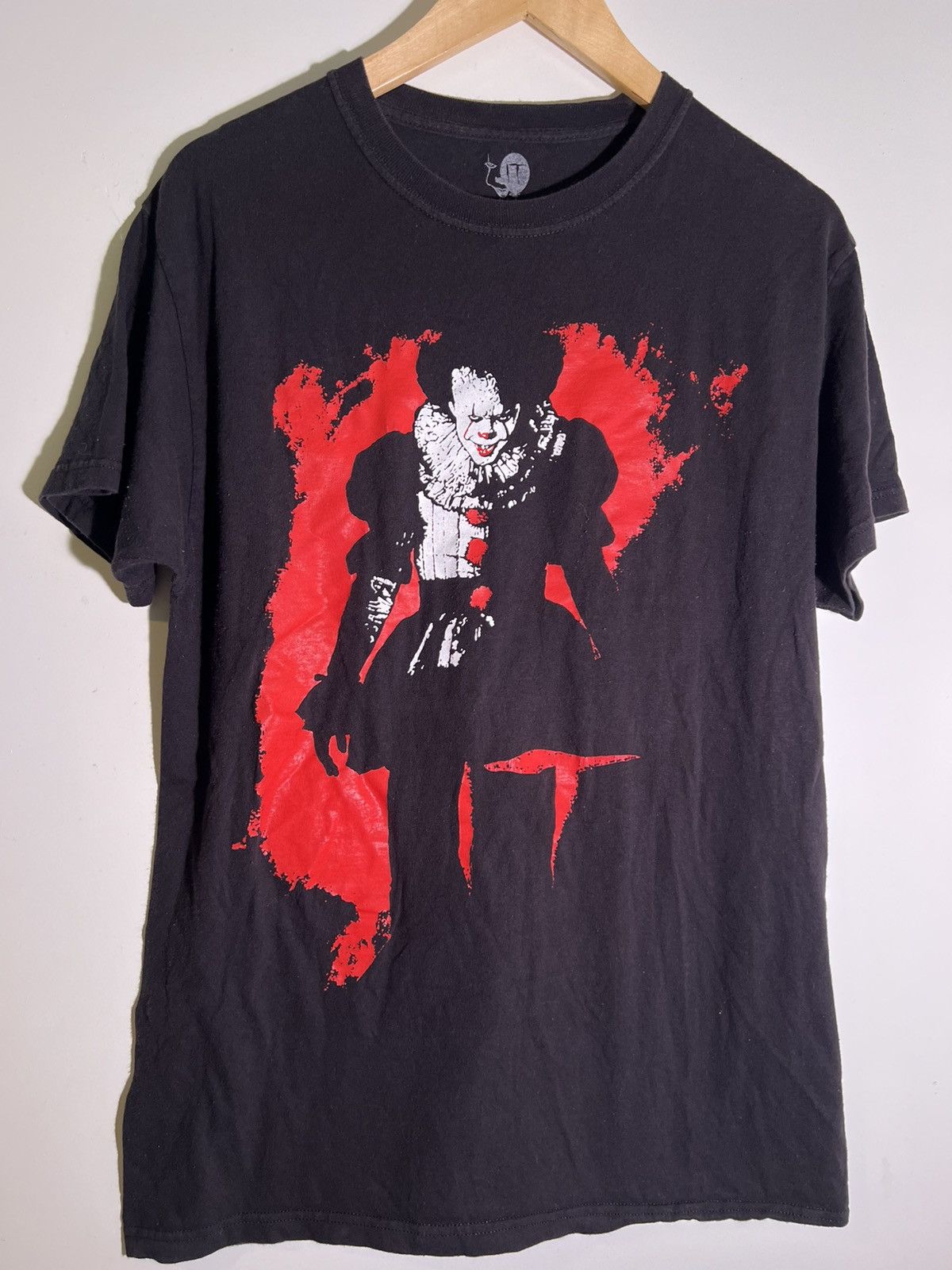 Vintage It Pennywise The Clown Horror Movie Film Goth Retro T Shirt Hoodie, Sweatshirt | PodTeesHub.com