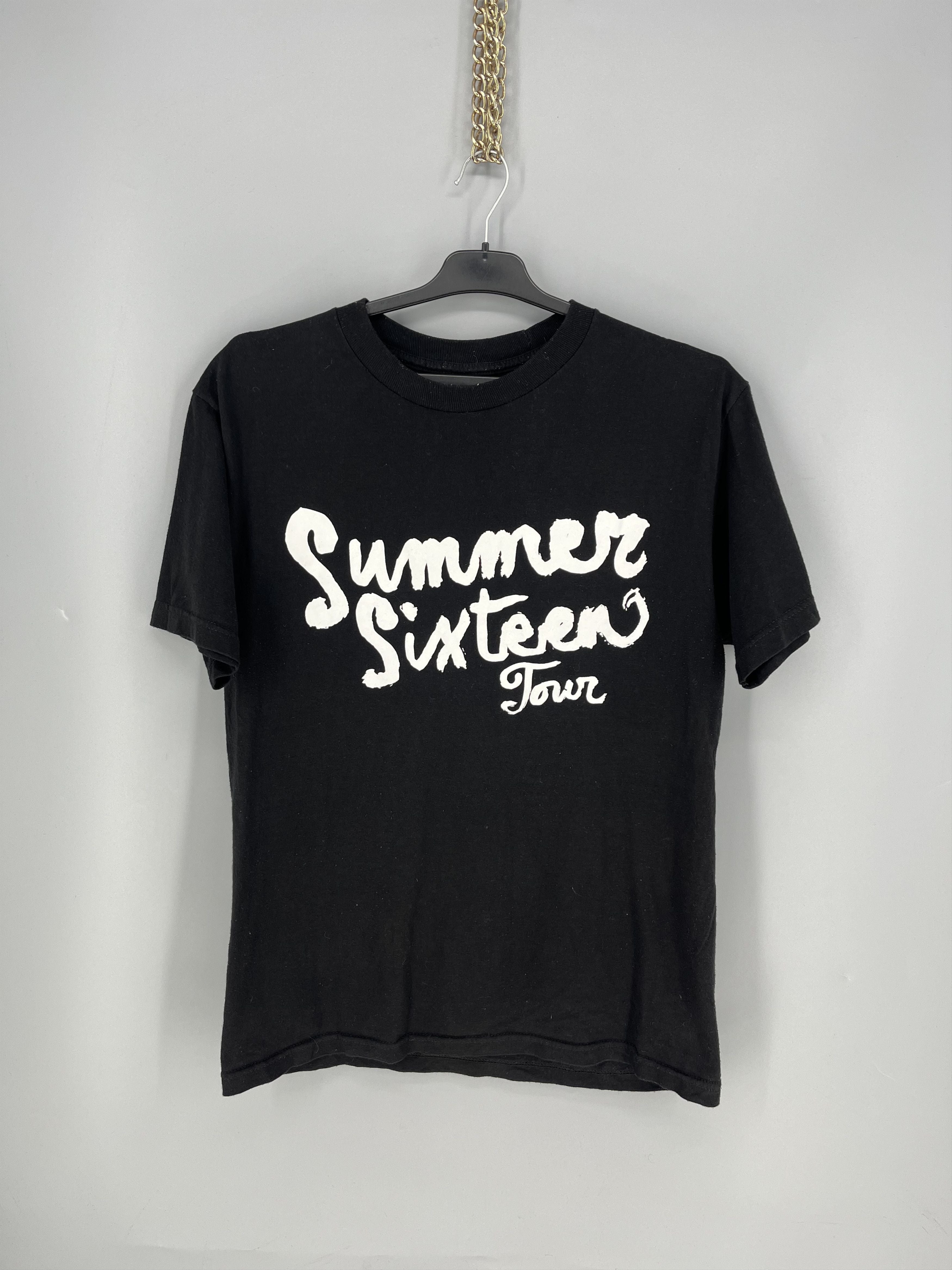 Drake Vintage 2016 Summer Sixteen Tour Tee Ovo Merch Hoodie, Sweatshirt | PodTeesHub.com