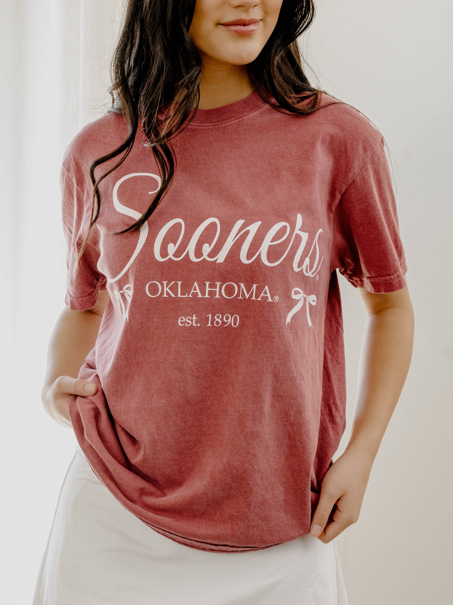 Ou Sooners Established Bows Crimson Comfort Colors Tee Hoodie, Sweatshirt | PodTeesHub.com