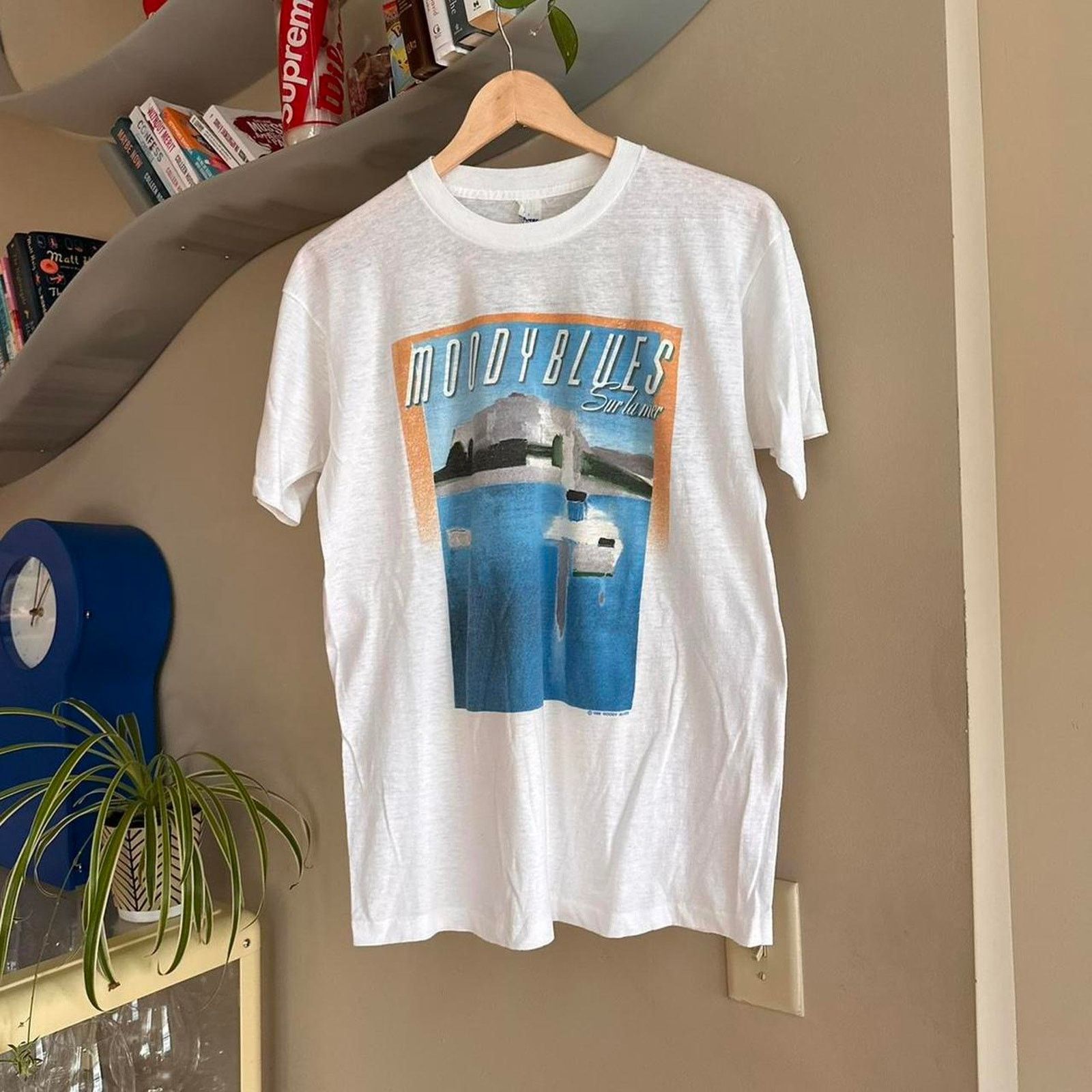 Vintage 1988 Moody Blues Sur La Mer Tour Band Shirt T-Shirts, Hoodie, Sweatshirt