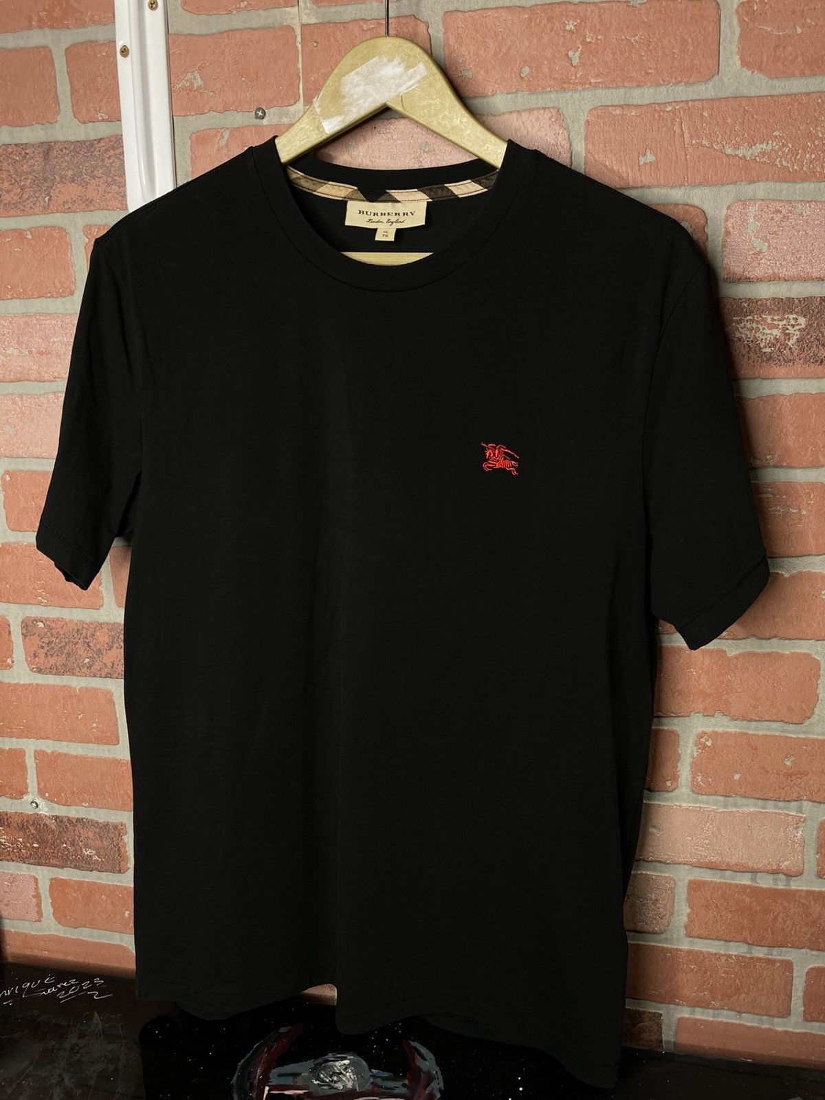 Burberry Logo Black T Shirt Men S Preowned Size Medium Hoodie, Sweatshirt | PodTeesHub.com