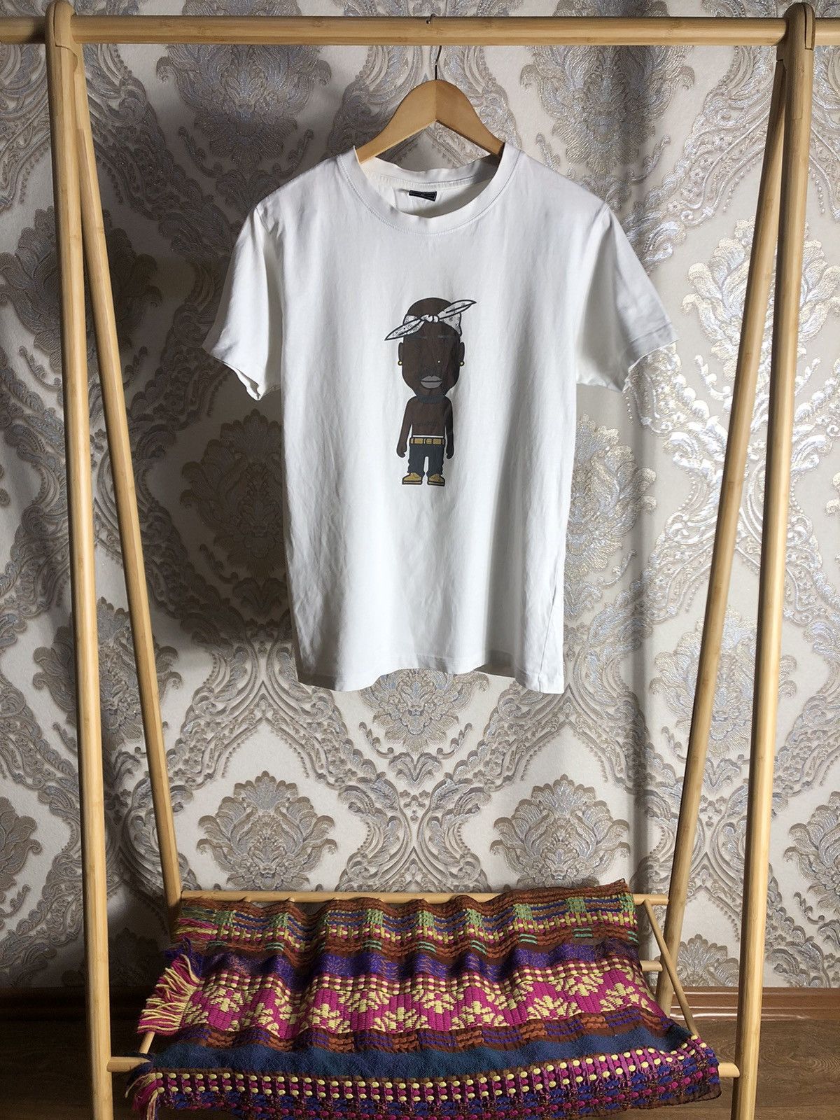 Vintage Very Rare 2pac Tupac Rap T Shirt Big Logo Hip Hop Y2k 90s Hoodie, Sweatshirt | PodTeesHub.com