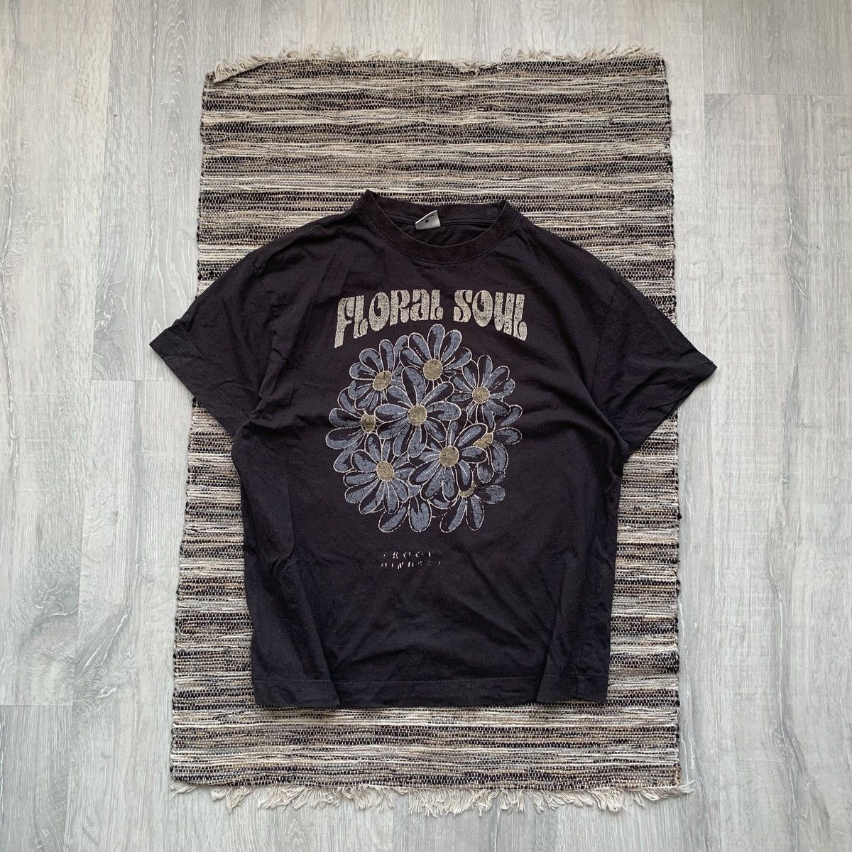 Vintage Sun Floral Plants Printed Distressed Crashed Y2k Tee Hoodie, Sweatshirt | PodTeesHub.com