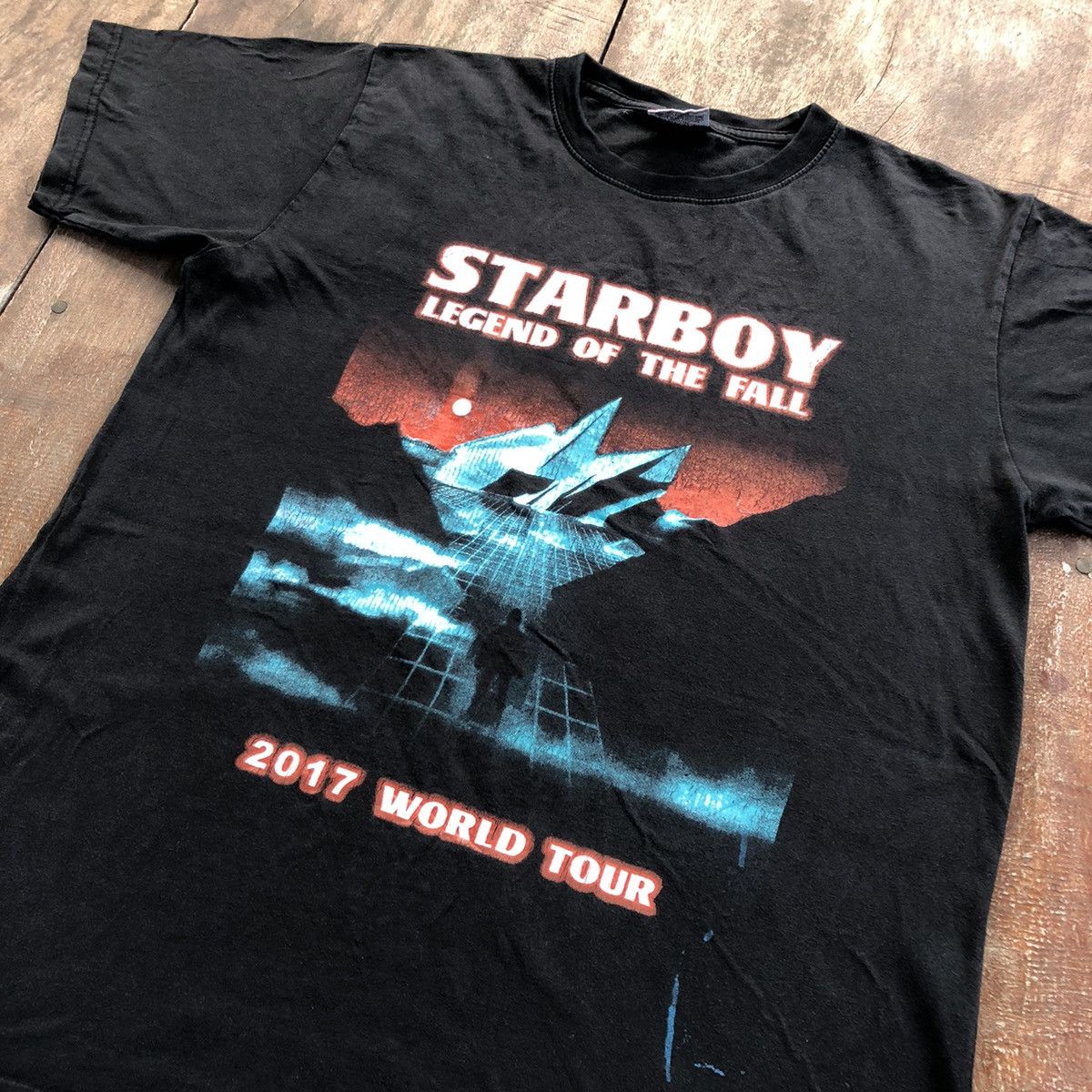 Band Tees Vintage 2017 Starboy Ft Daft Punk Tour T Shirt Hoodie, Sweatshirt | PodTeesHub.com
