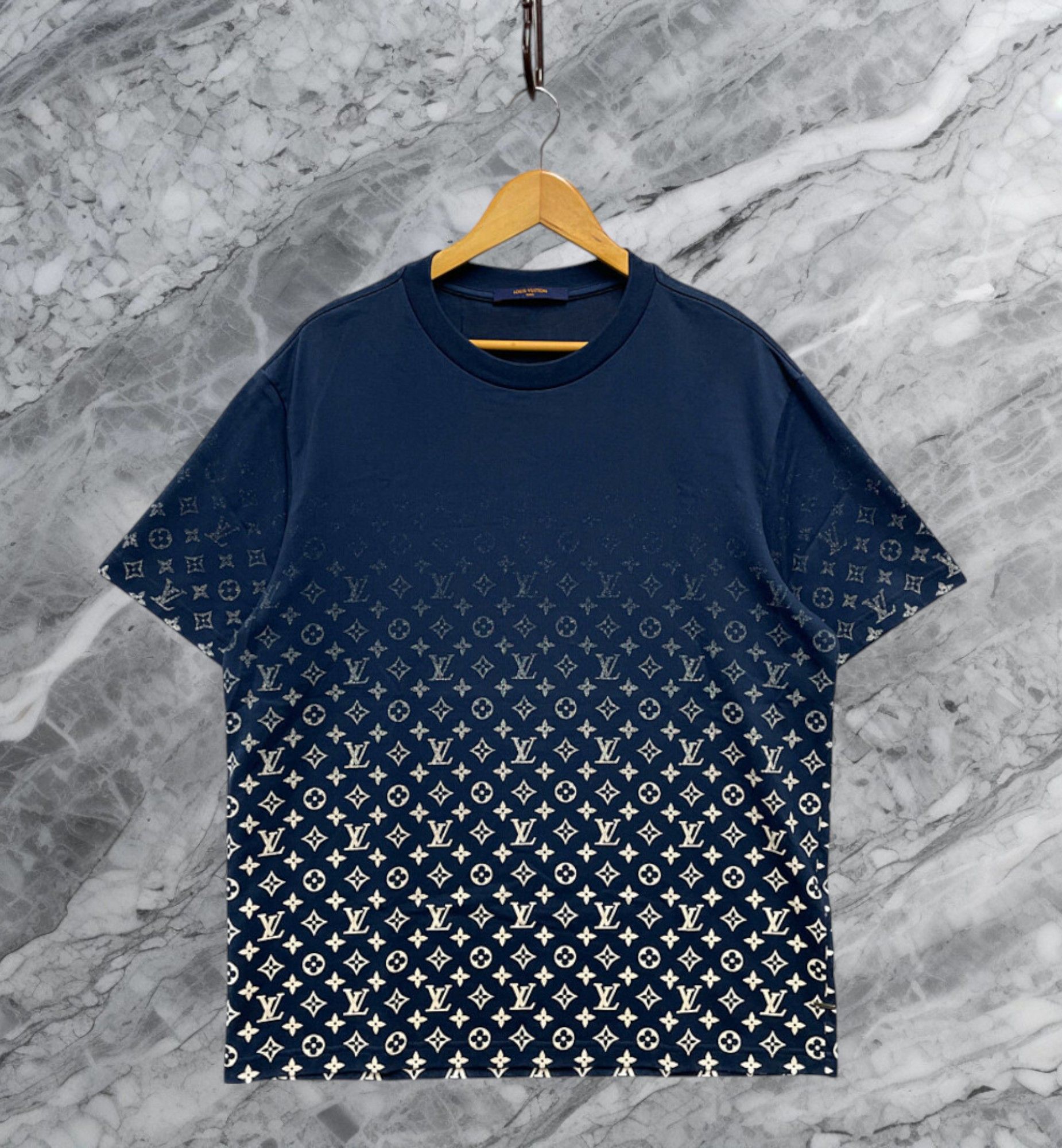 Vuitton Louis Vuitton Lv Gradient Monogram Crewneck T Shirt Tee Hoodie, Sweatshirt | PodTeesHub.com
